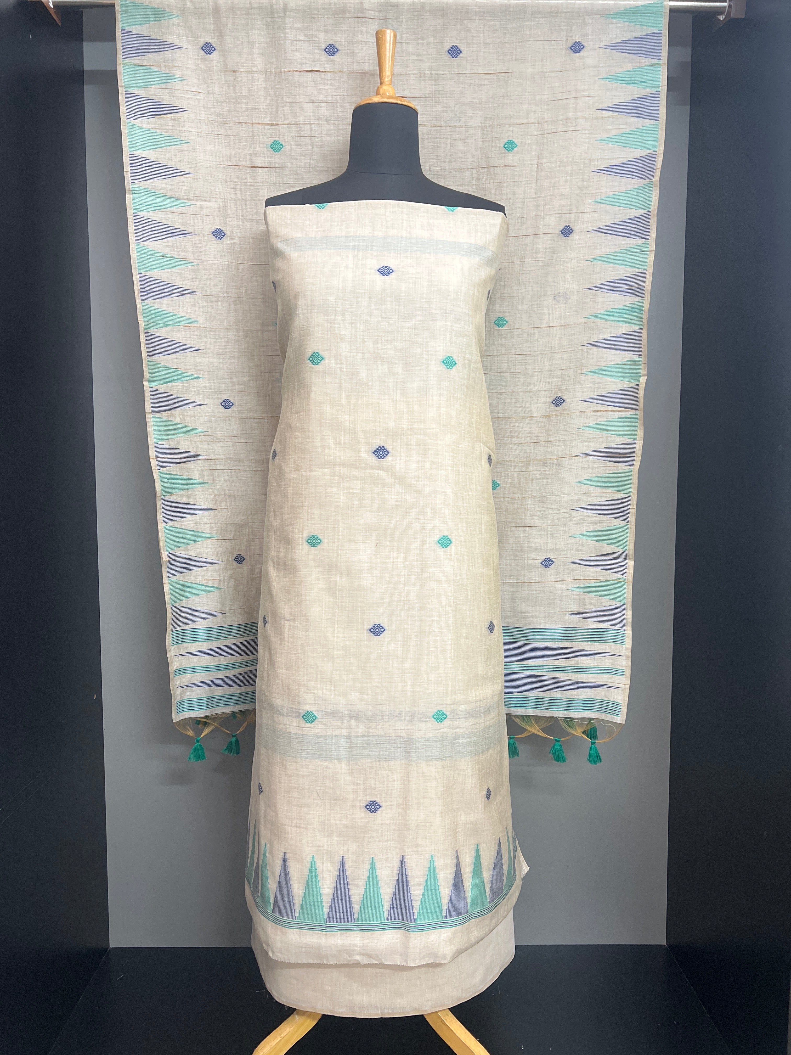 Jamdani Woven Semi Chanderi Salwar Set | SSN537