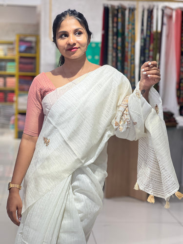 Floral Hand Embroidery Detailed Green Silk Saree | BLD1235