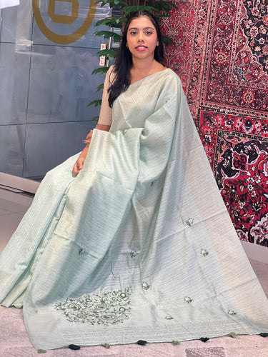Floral Hand Embroidery Detailed Green Silk Saree | BLD1238
