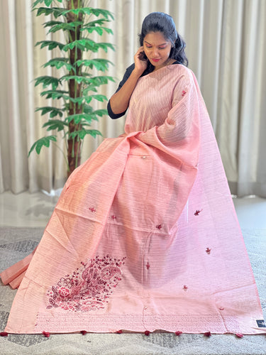 Floral & Paisley Hand Embroidery Detailed Green Silk Saree | BLD1240