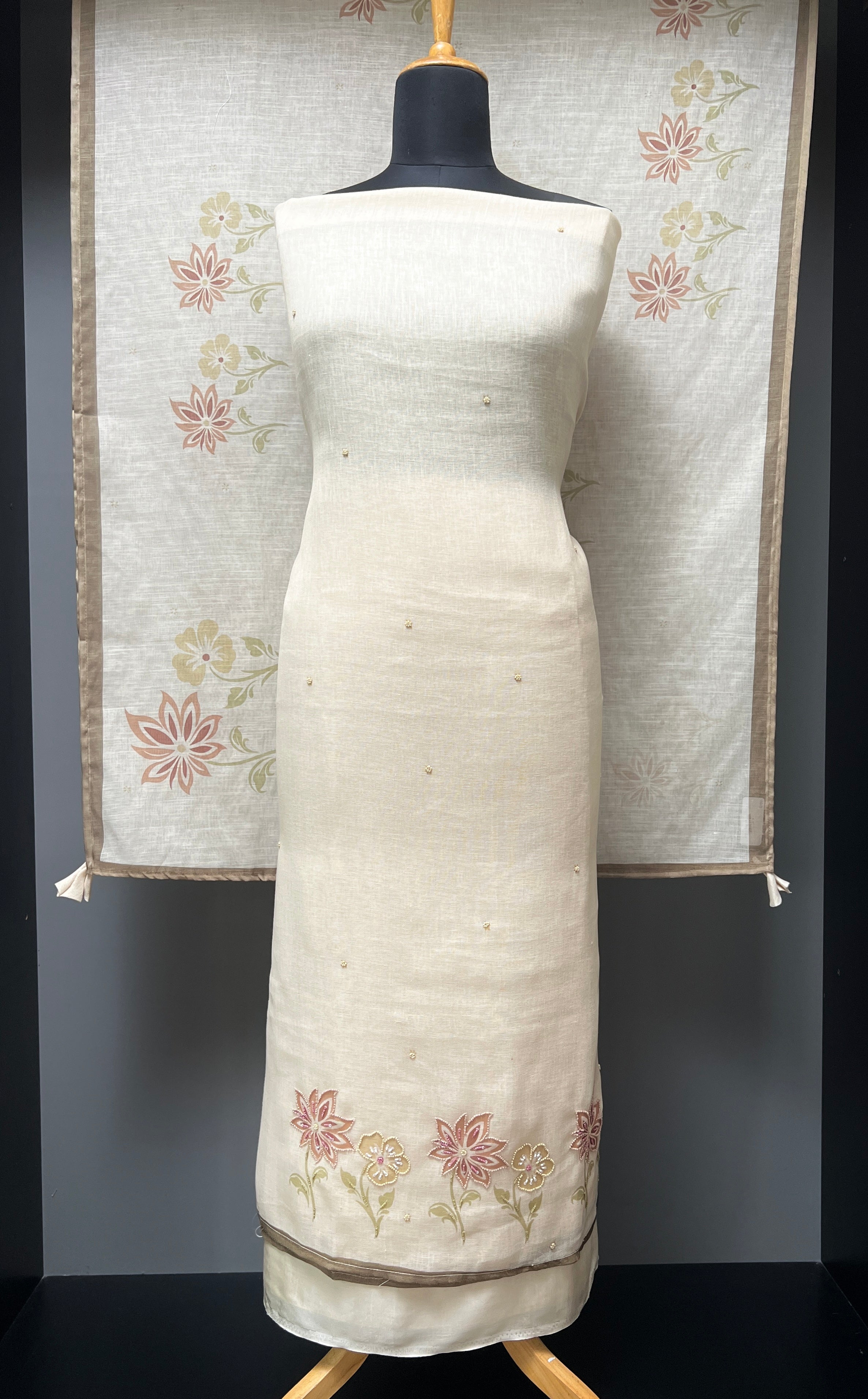 Floral Digital Printed With Beads Highlighted Linen Salwar Set | BLD1426