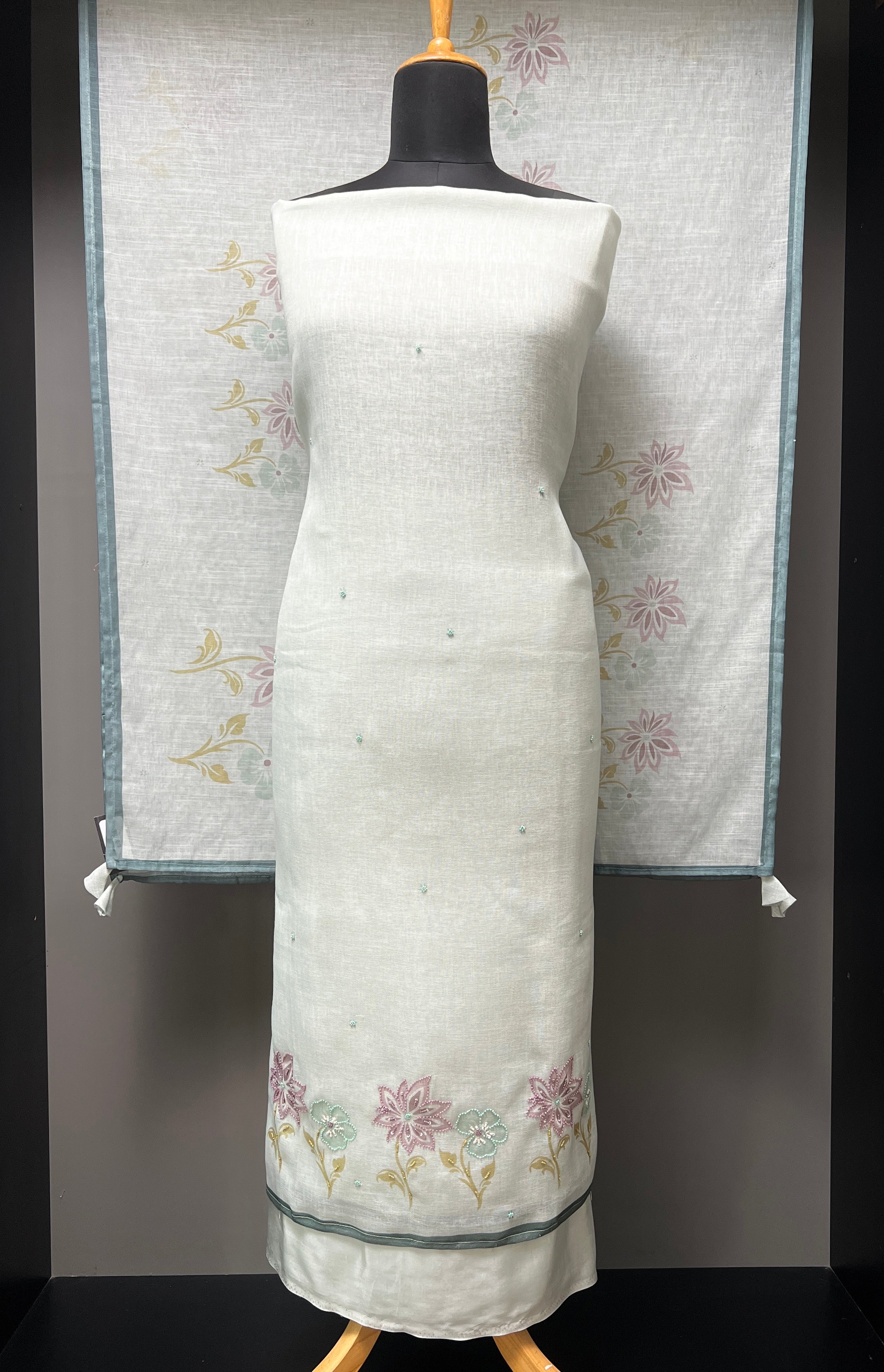 Floral Digital Printed With Beads Highlighted Linen Salwar Set | BLD1427