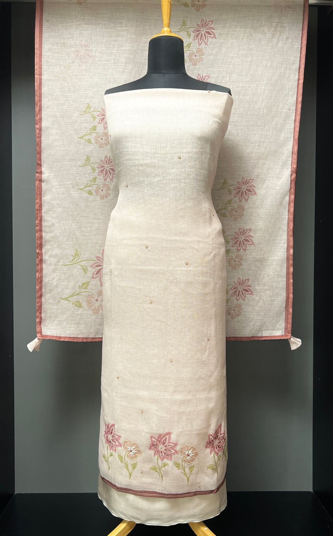 Floral Digital Printed With Beads Highlighted Linen Salwar Set | BLD1428