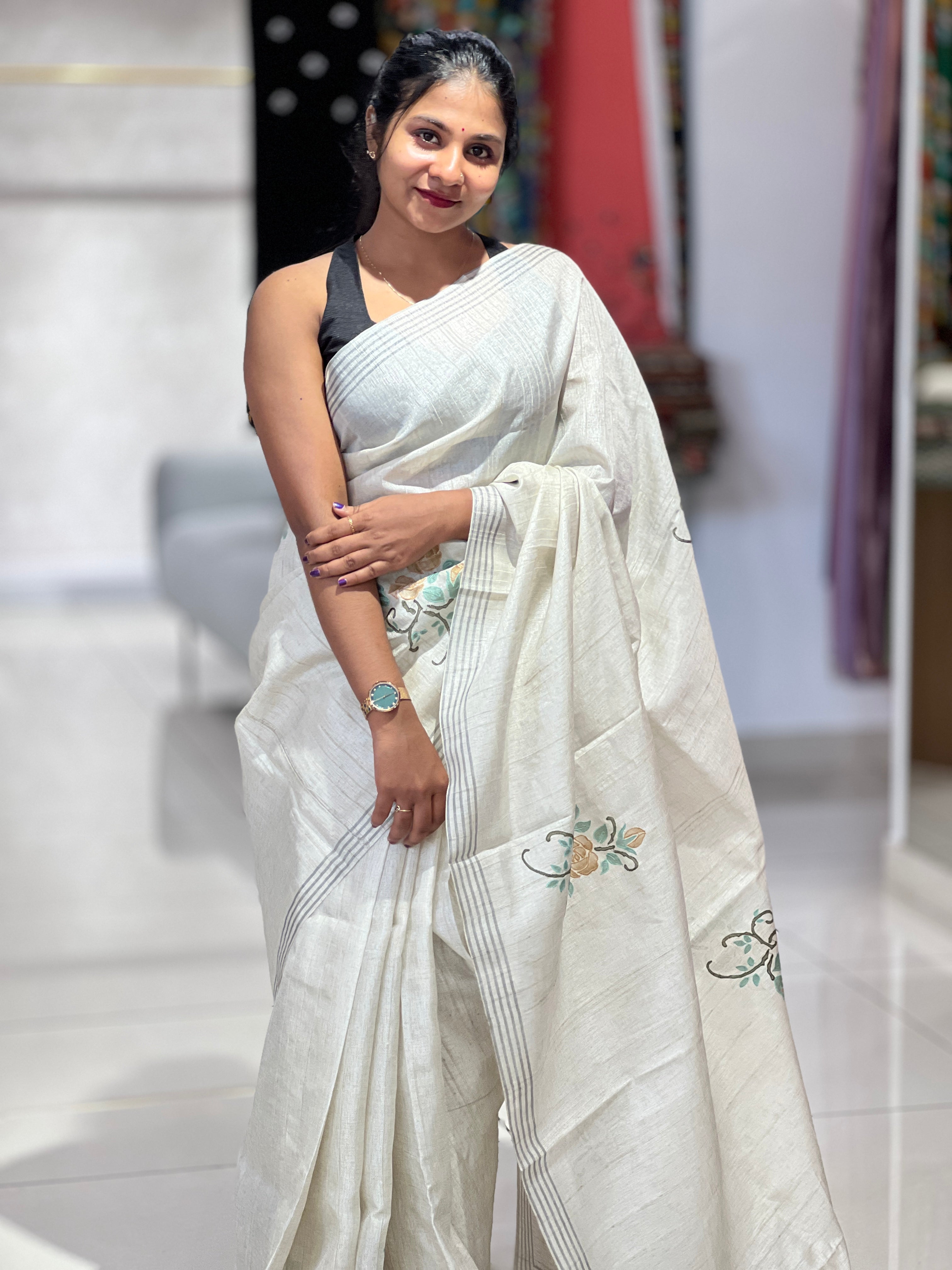 Floral Applique With Embroidery Detailed Noil Tussar Finish Saree | BLD1469