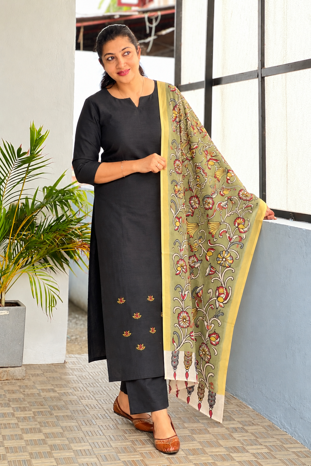 PV Material Single-Thread Floral Embroidered Salwar Set | HAK111
