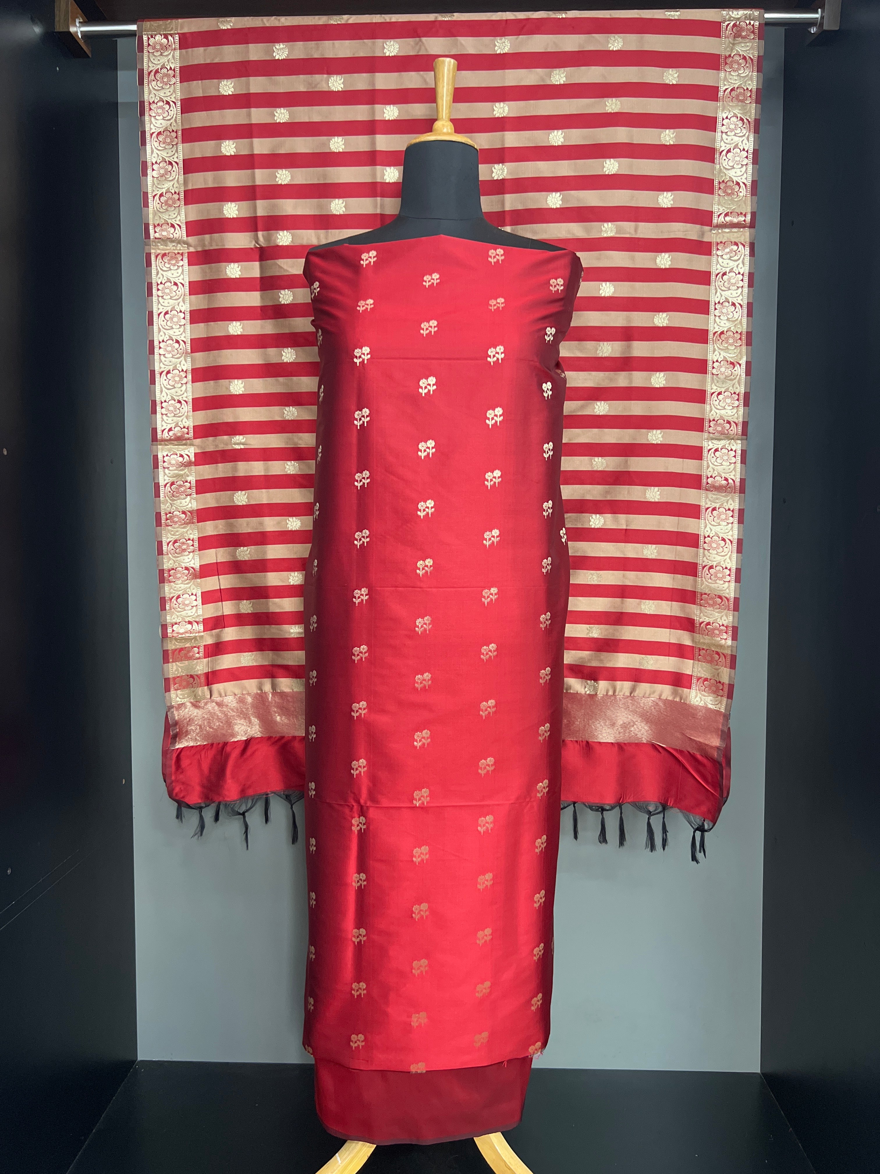 Floral Buta Pattern Semi Silk Salwar Set | EG112