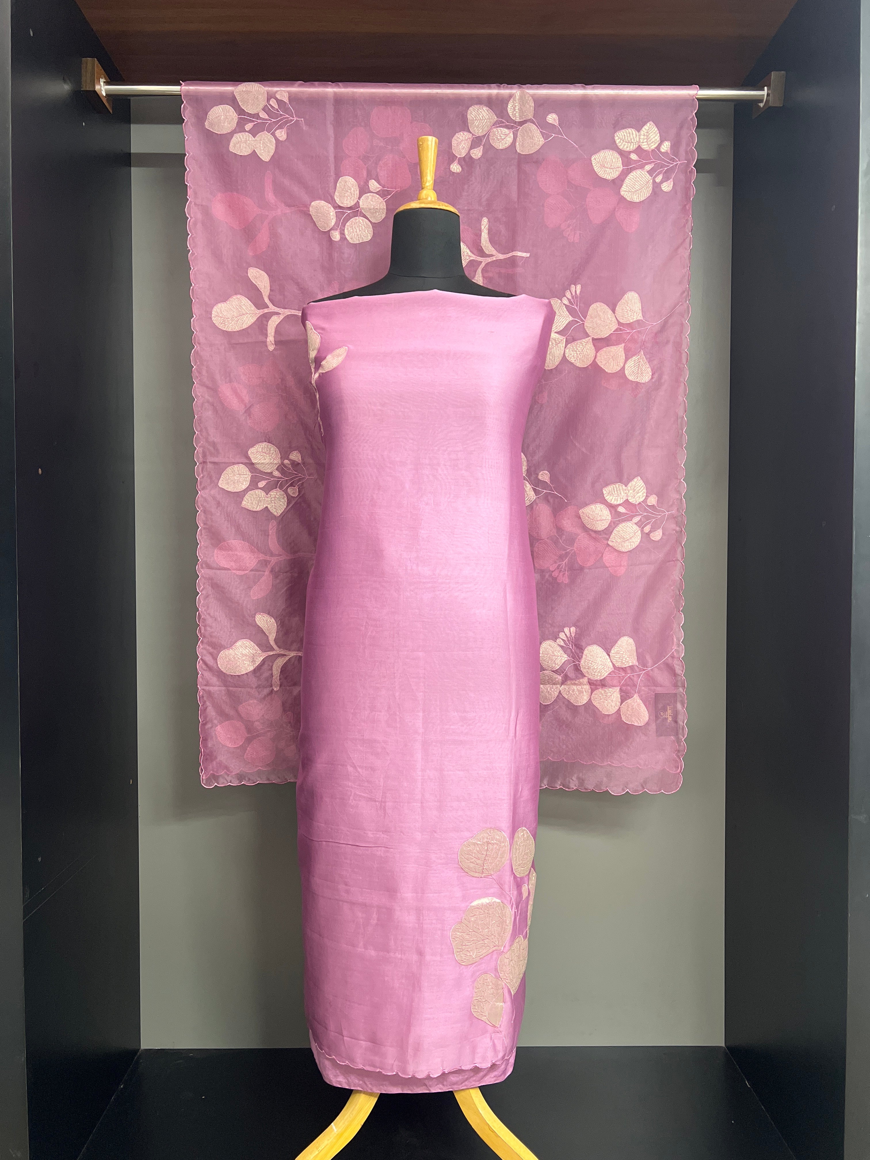 Floral Applique Worked Pattern Chanderi Salwar Set | MM575