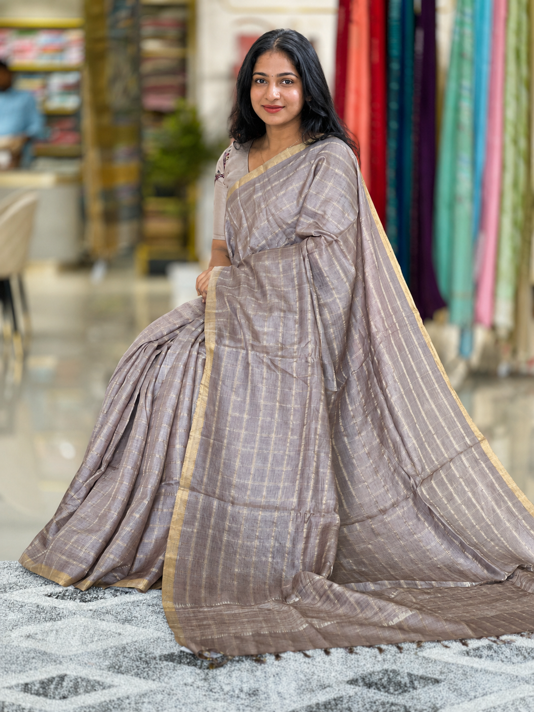 Zari Check Patterned Tussar Zari Saree | RGD236