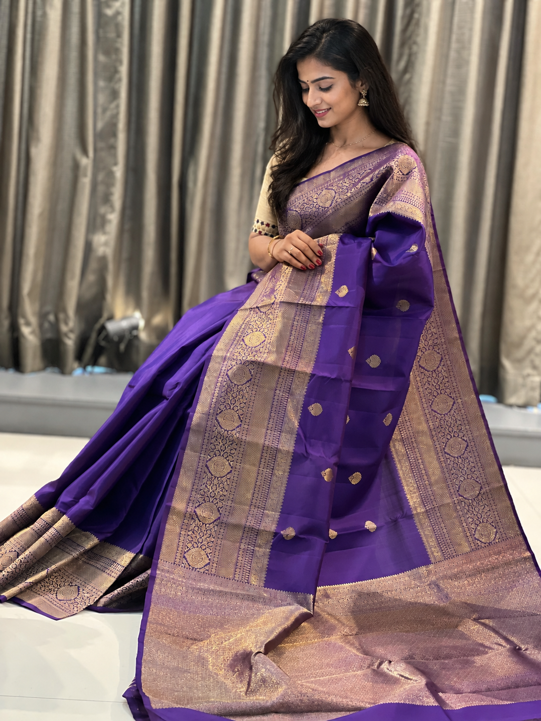 Violet Color Zari Weaved Kanchipuram Saree | AK132