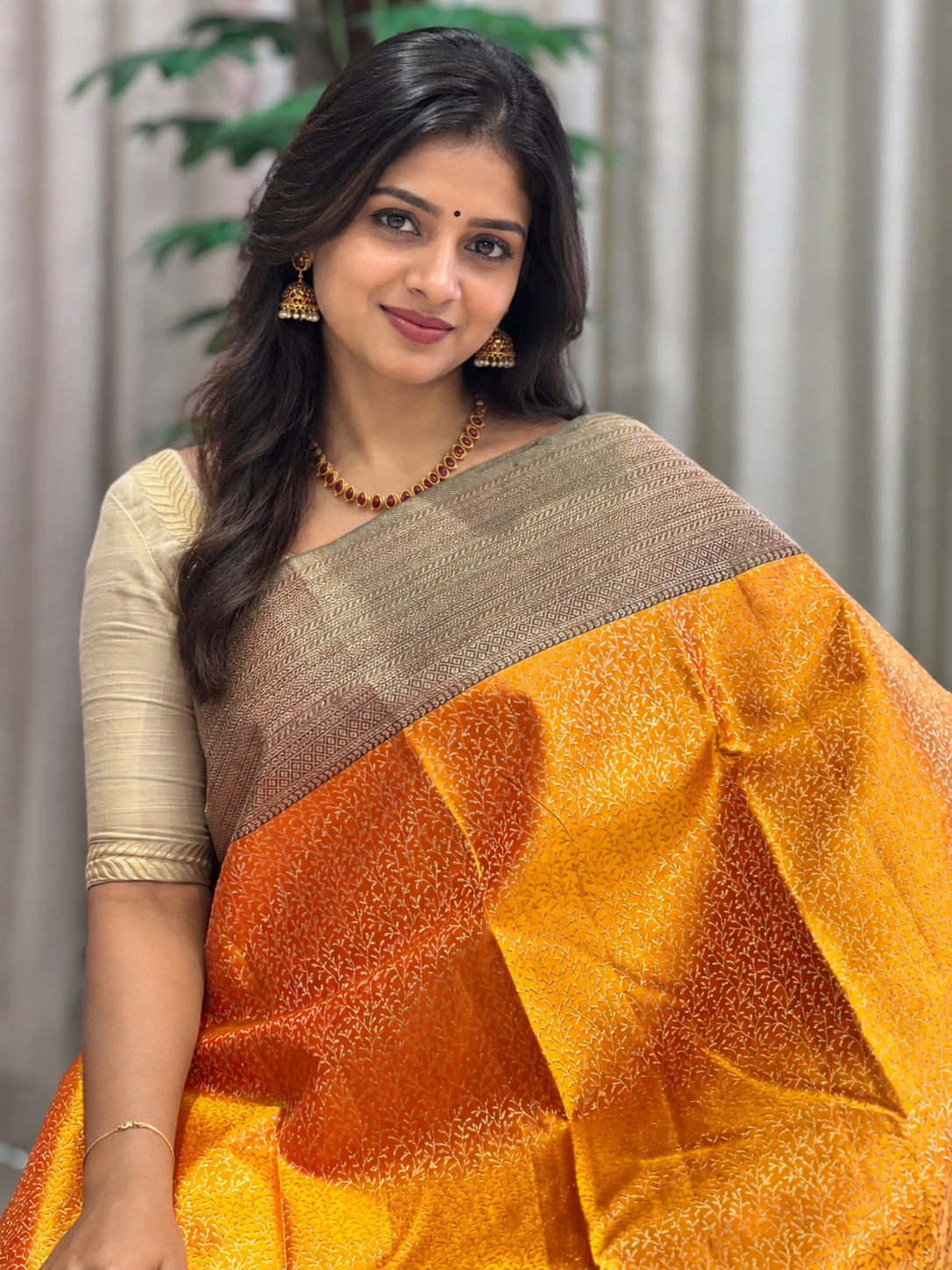Jaal Pattern With Handloom Kanchipuram Saree | OM243