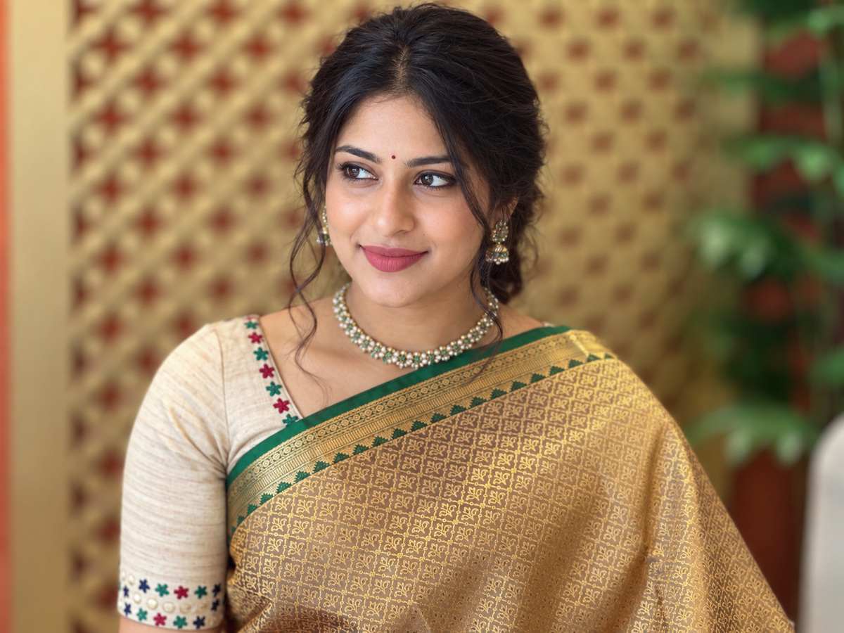 Golden Zari Woven Handloom Kanchipuram Saree | OM213