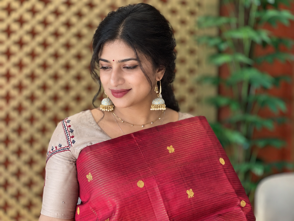 Stripe Pattern With Buta Weaved Kanchipuram Saree | OM205