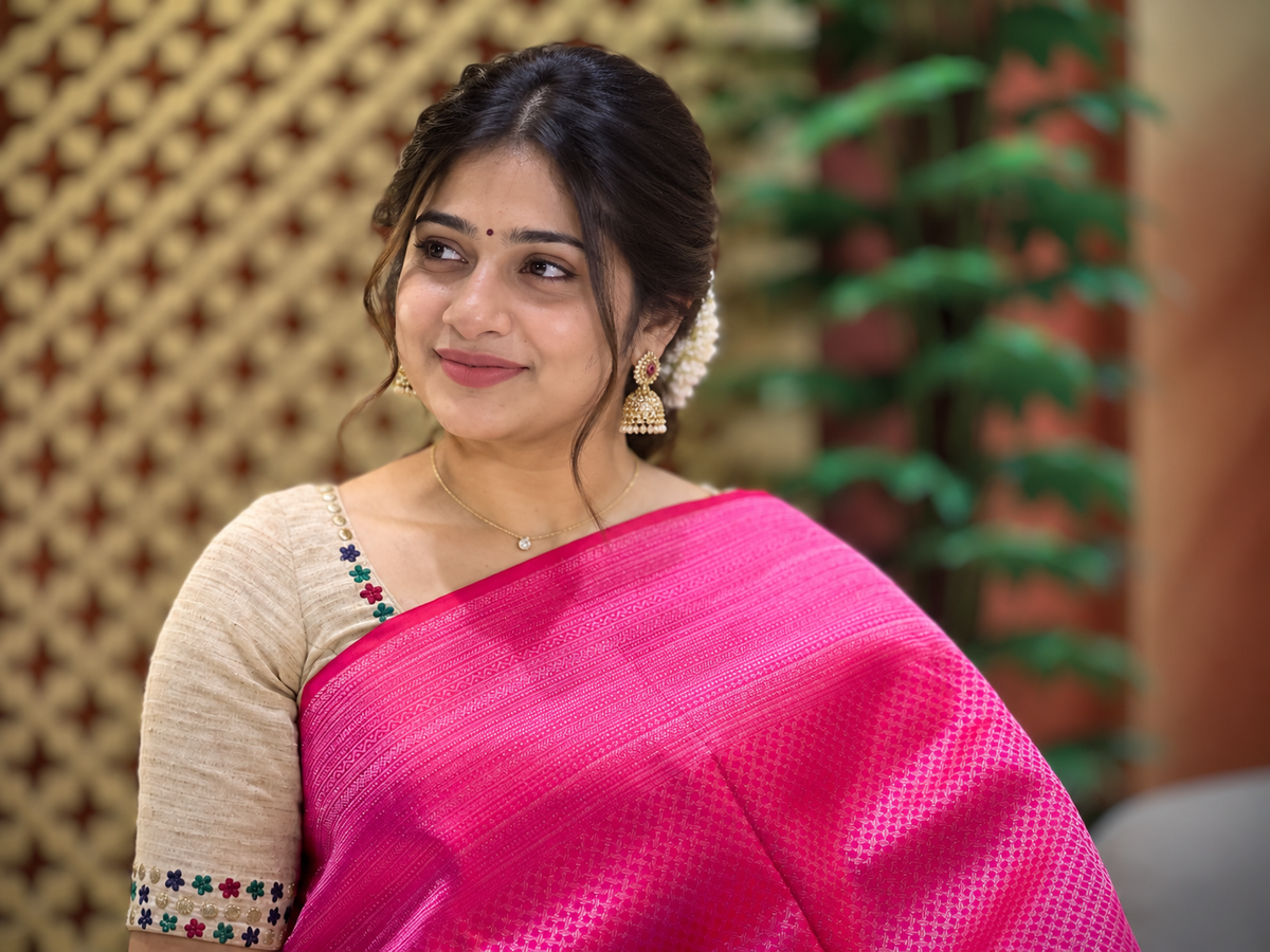 Geometric Patterned Handloom Kanchipuram Saree | SME194