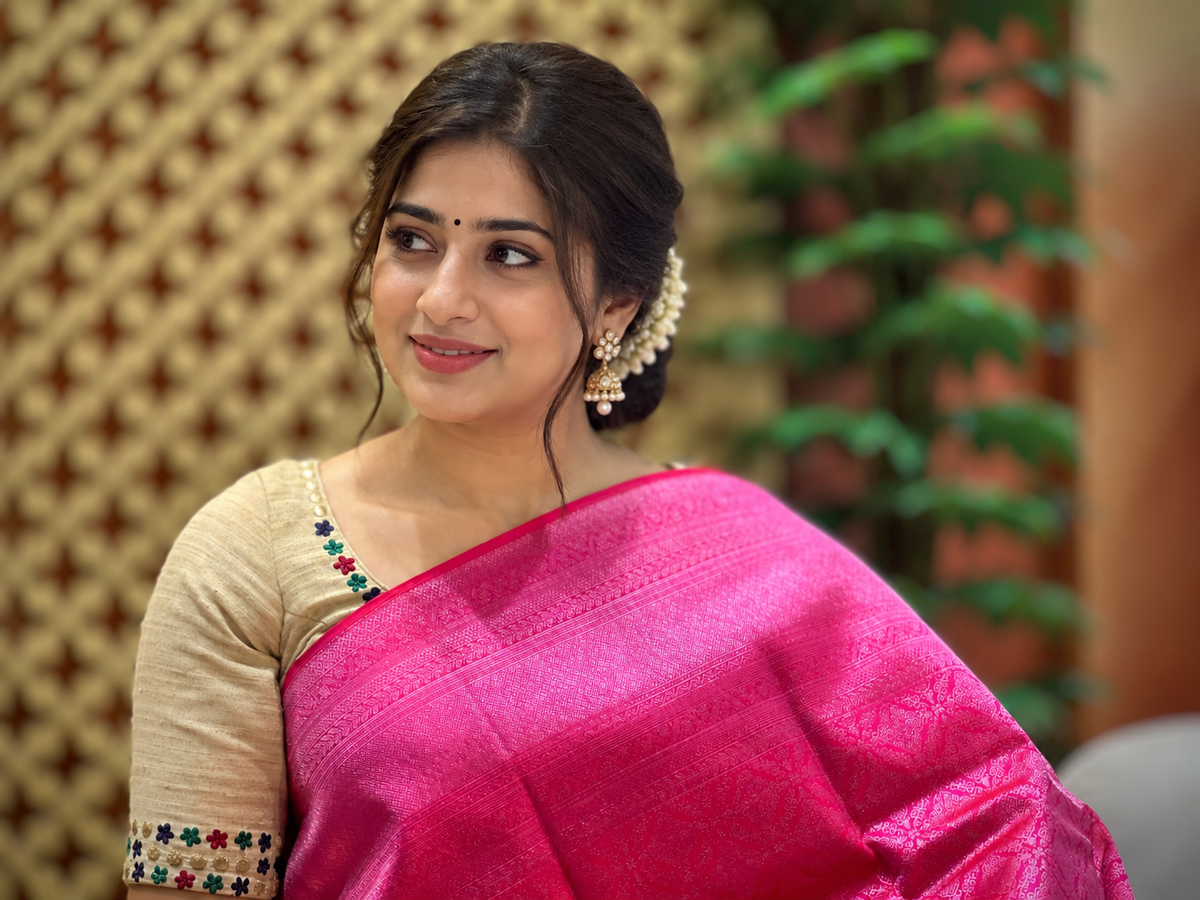 Traditional Patterned Zari Woven Kanchipuram Saree | SME192