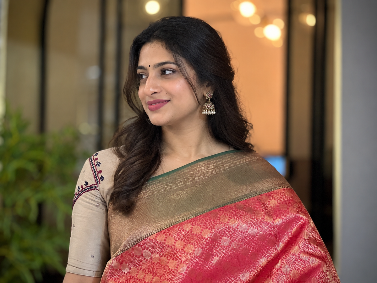 Diamond Weaving Kanchipuram Saree | OM176