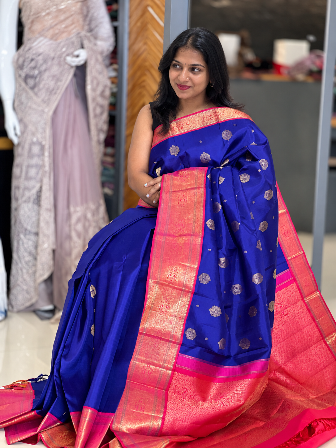 Traditional Zari Woven Kanchipuram Saree | AK125