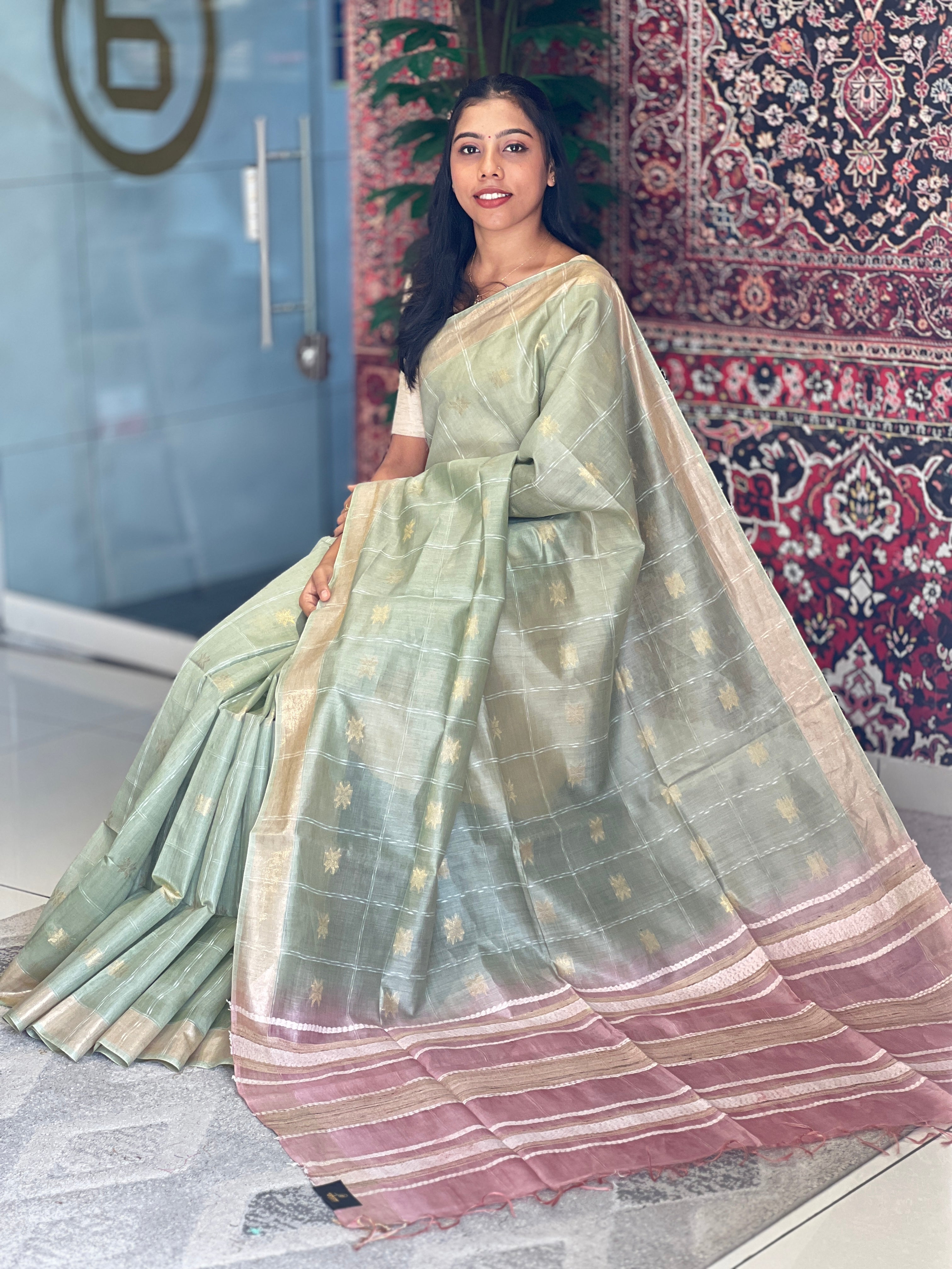 Zari Floral Buta With Kesiya Weaved Tussar Finish Saree | DLS324