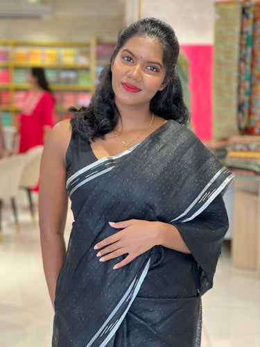 Zari & Lurex Yarn Weaved Stripe Patterned Linen Saree | DLS335