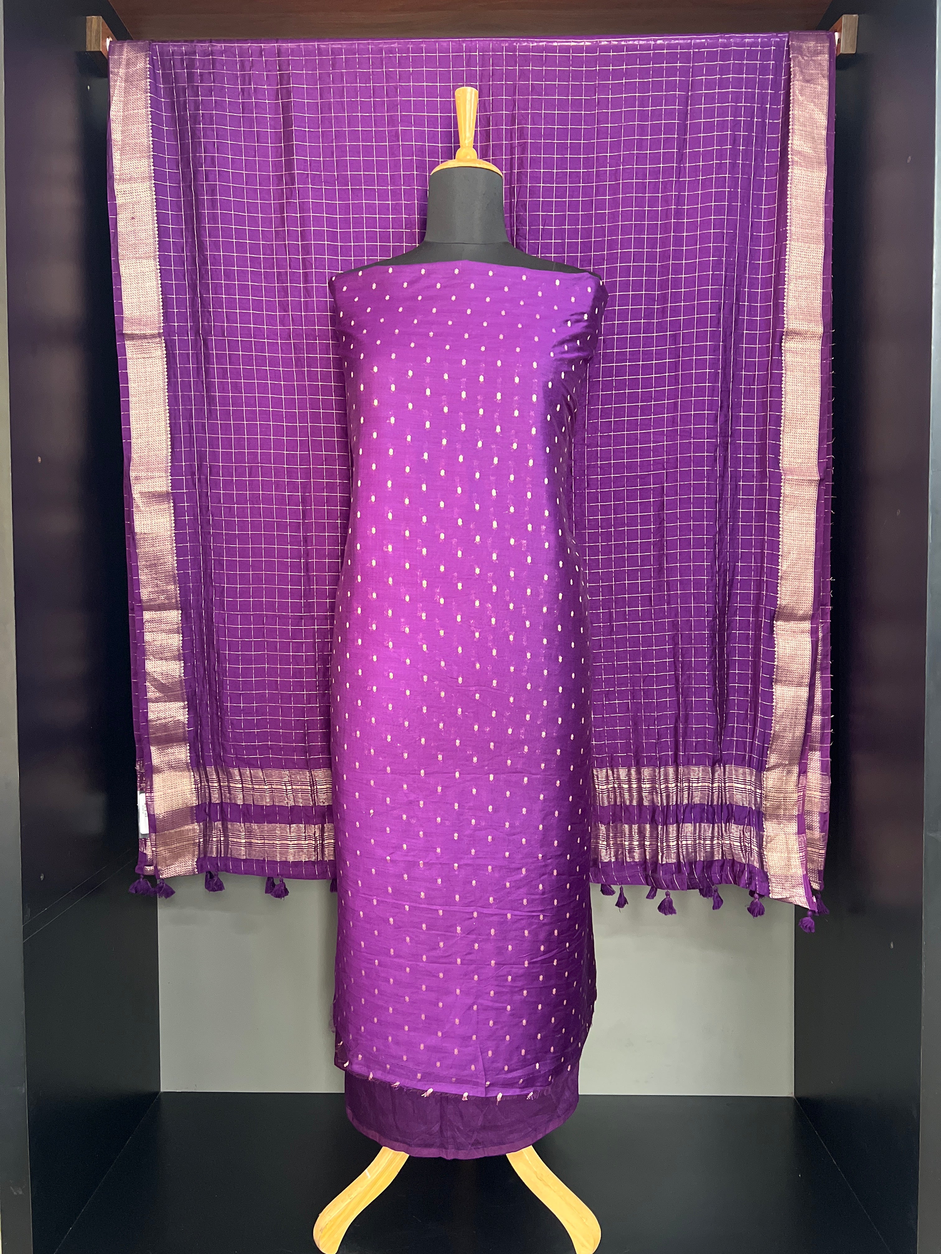 Golden Zari Buta Woven Pattern Chanderi Finish Salwar Set | YNG1426