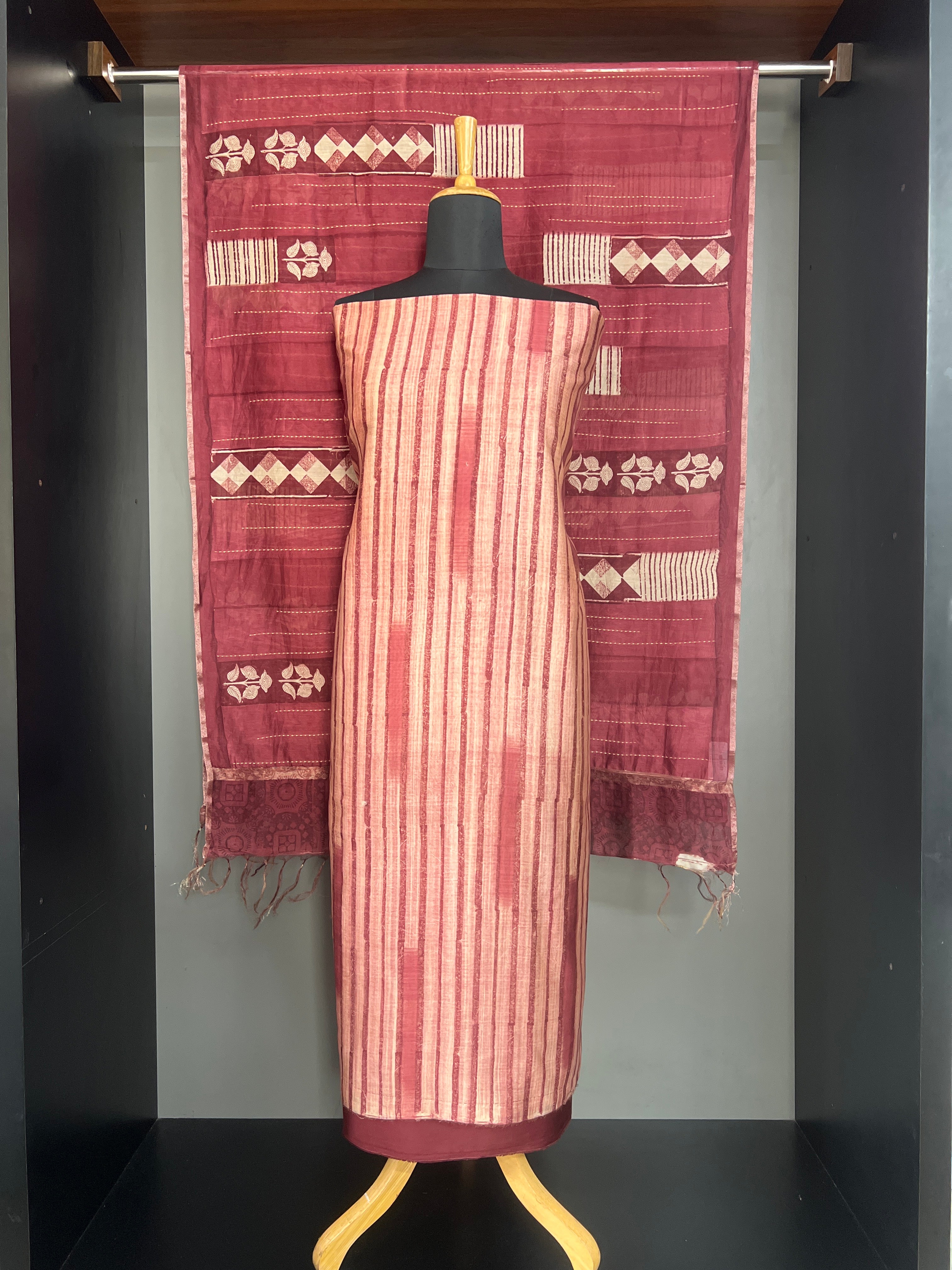 Brush Stroke Pattern Mul Chanderi Salwar Set | YNG1469