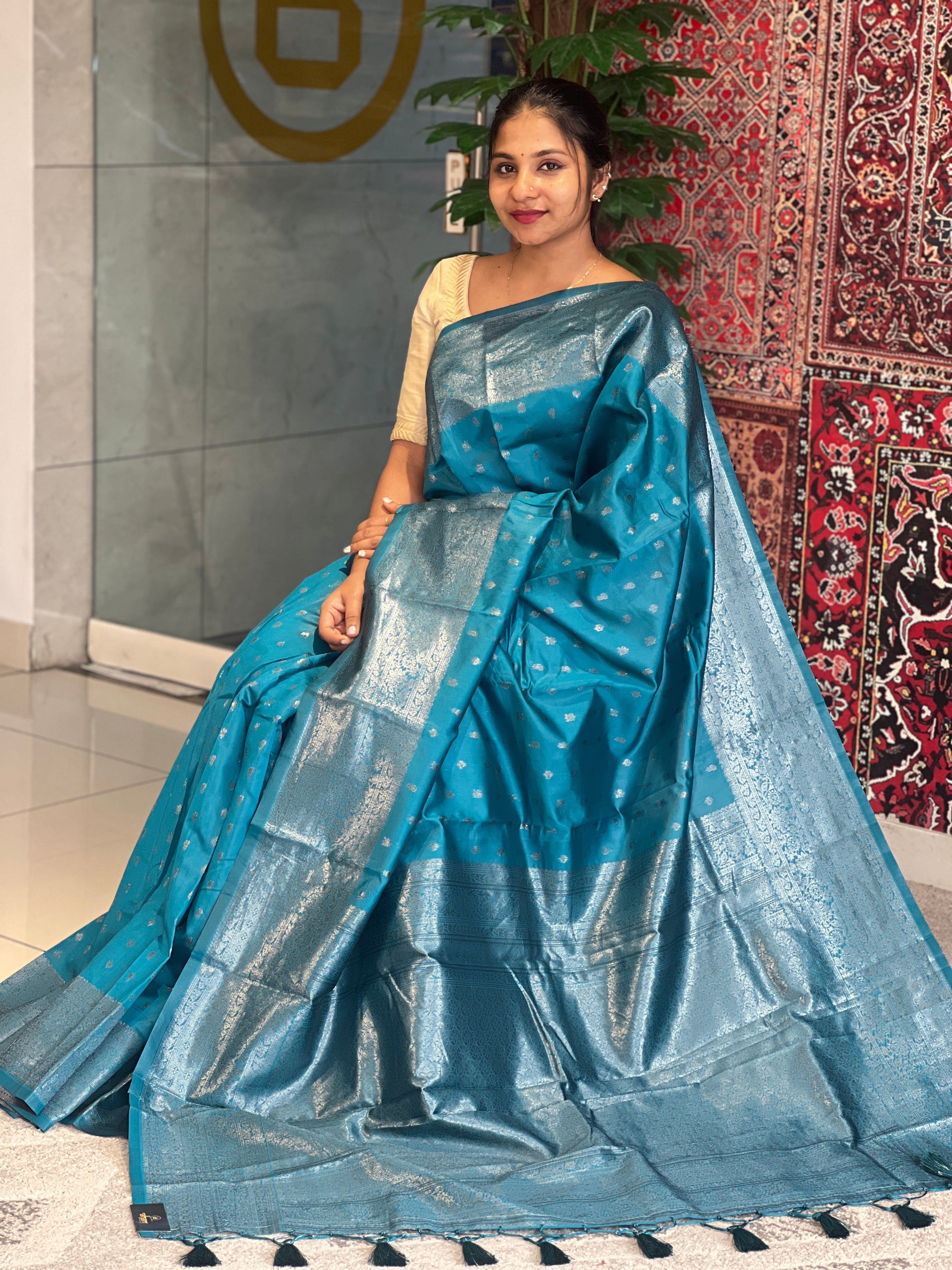 Traditional Buta Weaving Patterned Semi Silk Saree | HT165