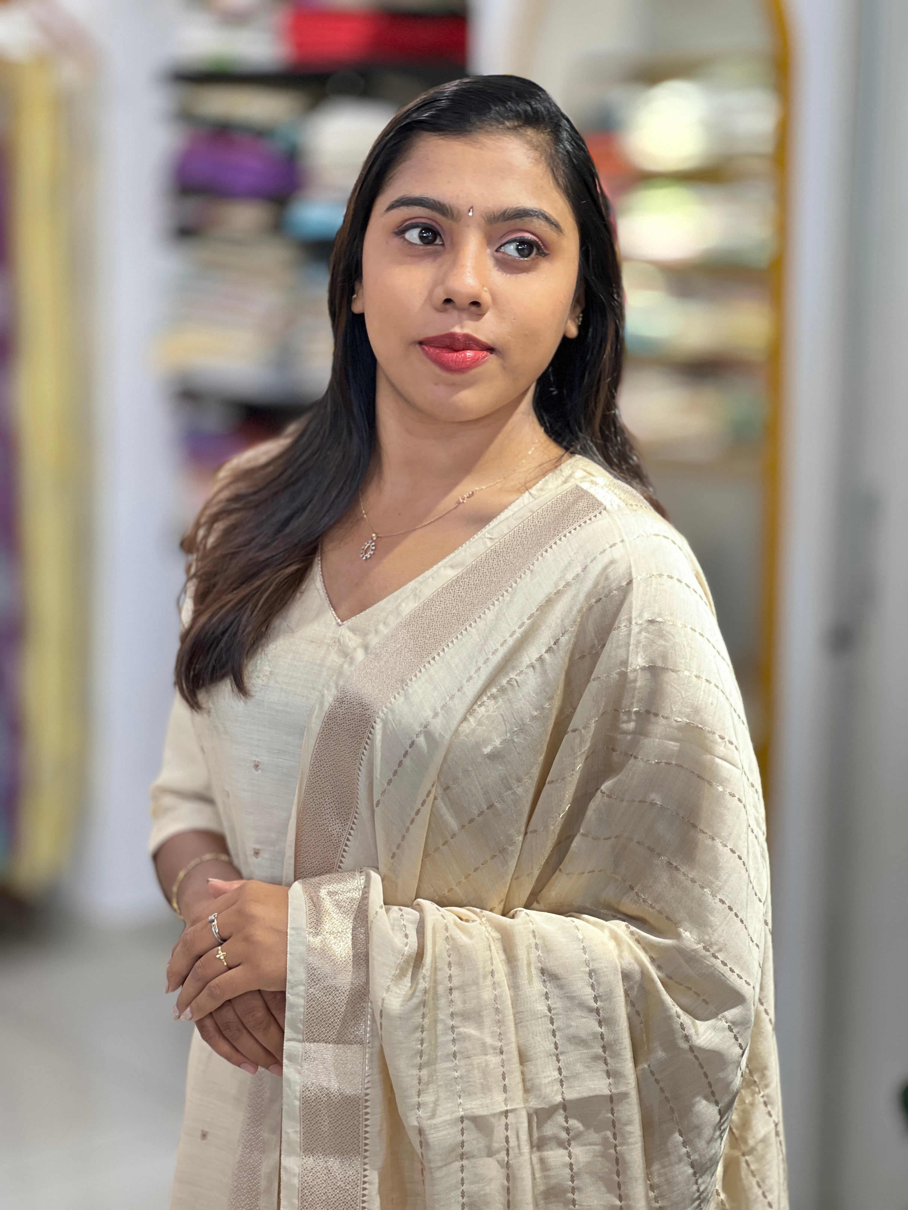 Scattered Buta Detailed Chanderi Finish Kurta Set | YNG1153