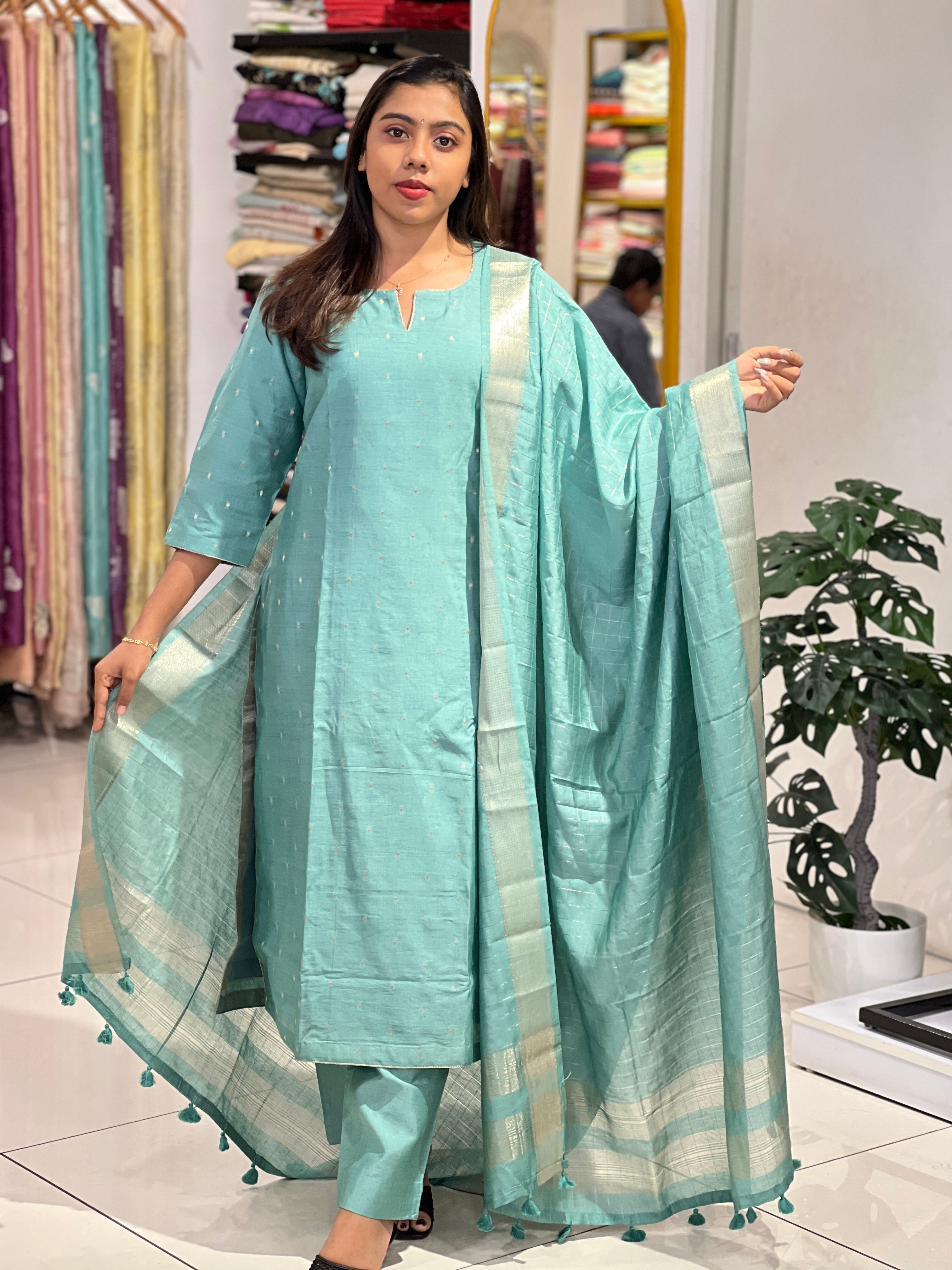 Scattered Buta Detailed Chanderi Finish Kurta Set | YNG1157