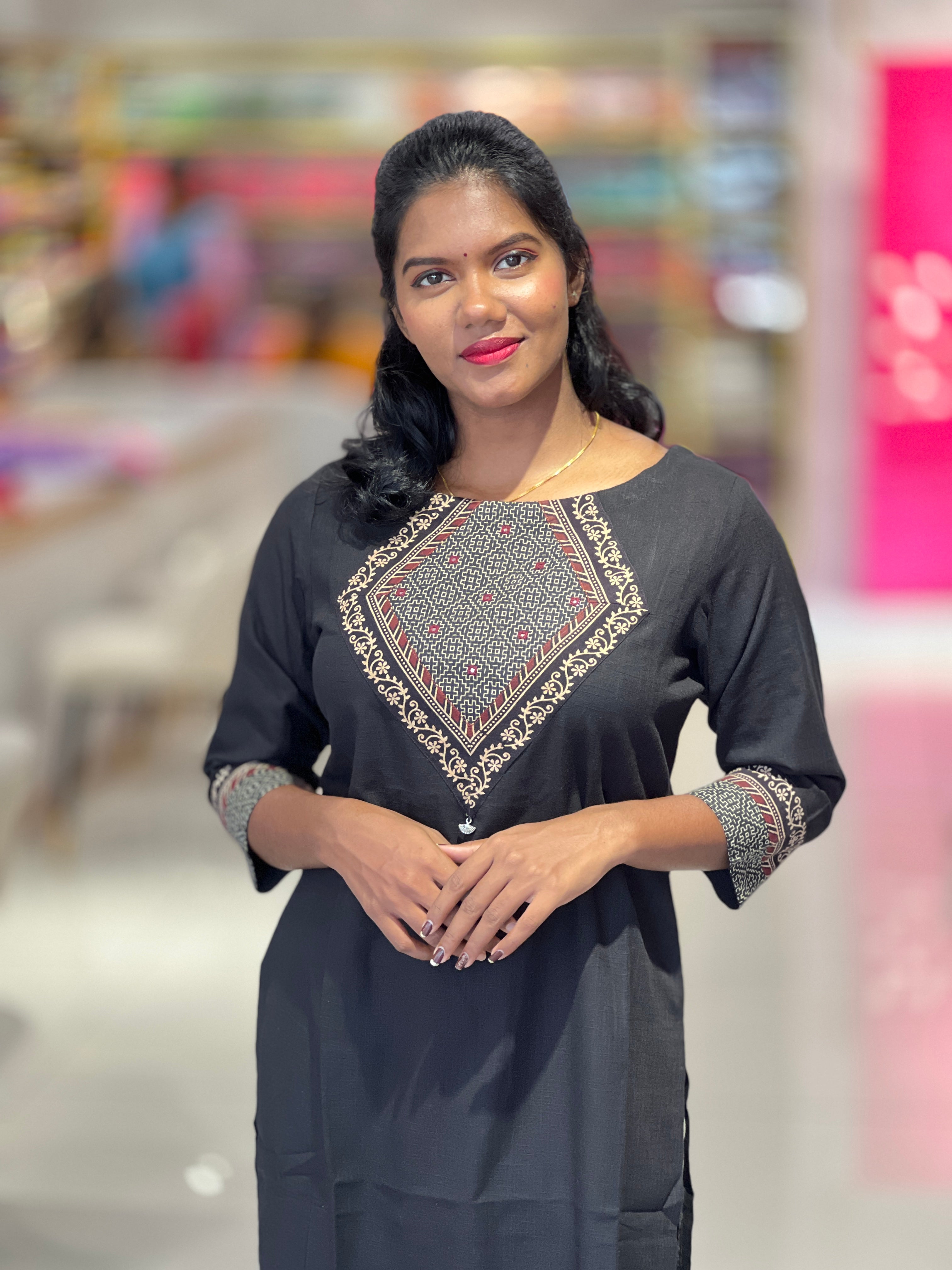 Embroidery Pattern Cotton Kurta | DIL108