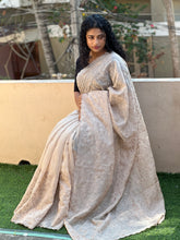 Embroidered Linen Finish Saree | YNG153