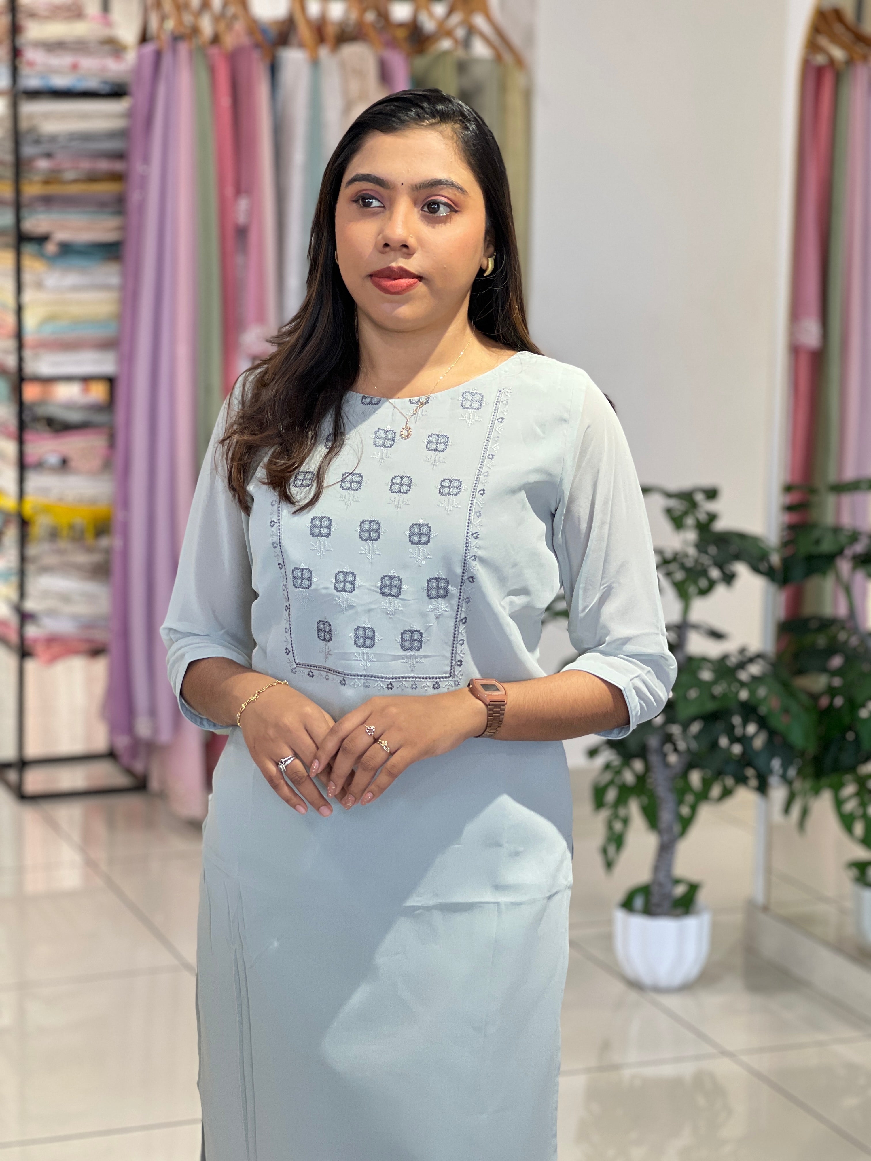 Machine Embroidered Georgette Kurta | IHP172