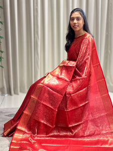 Zari Woven Floral Patterned Semi Silk Saree | NN240