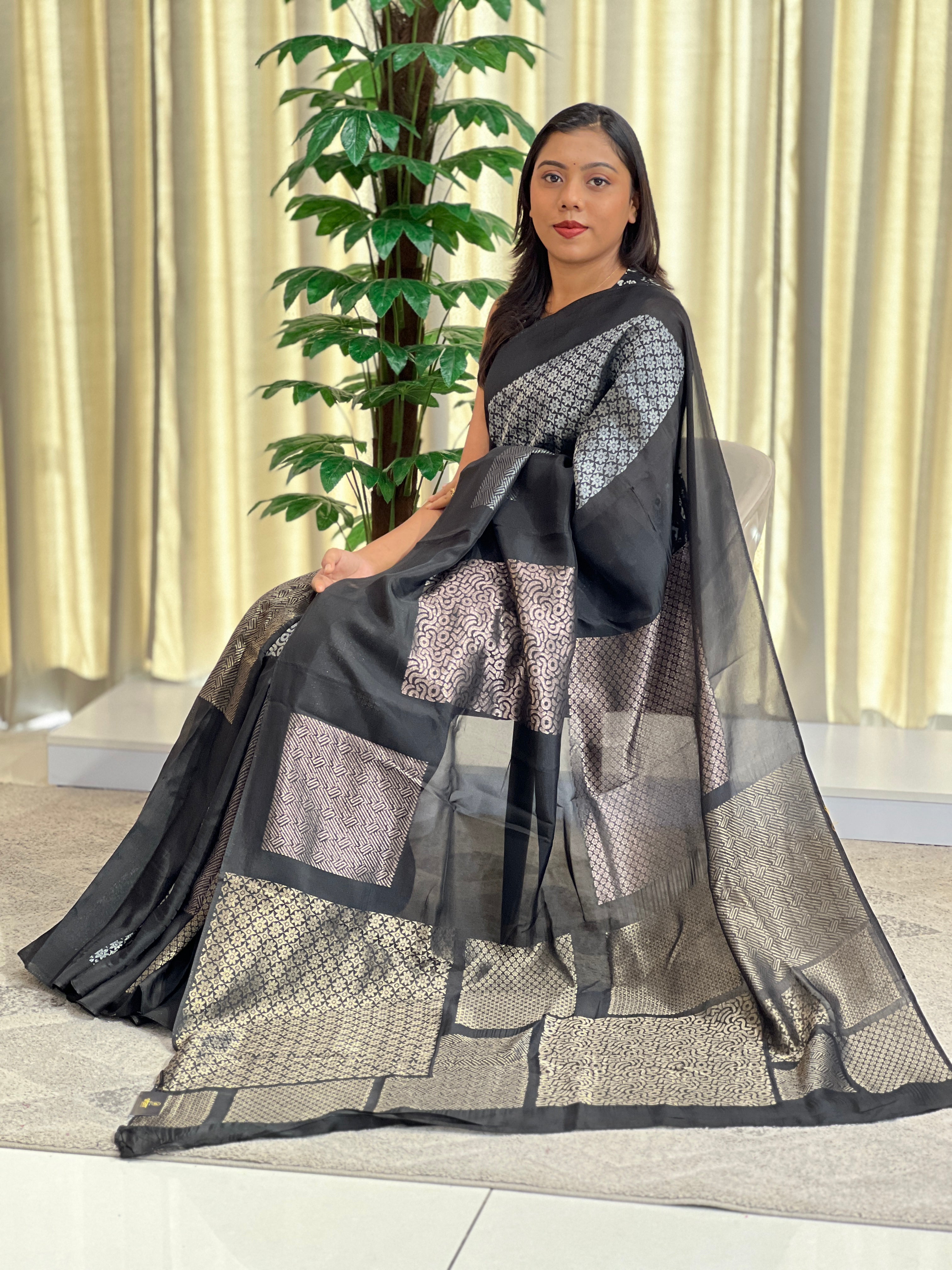Geometric Woven Pattern Semi Tussar Saree | RS145