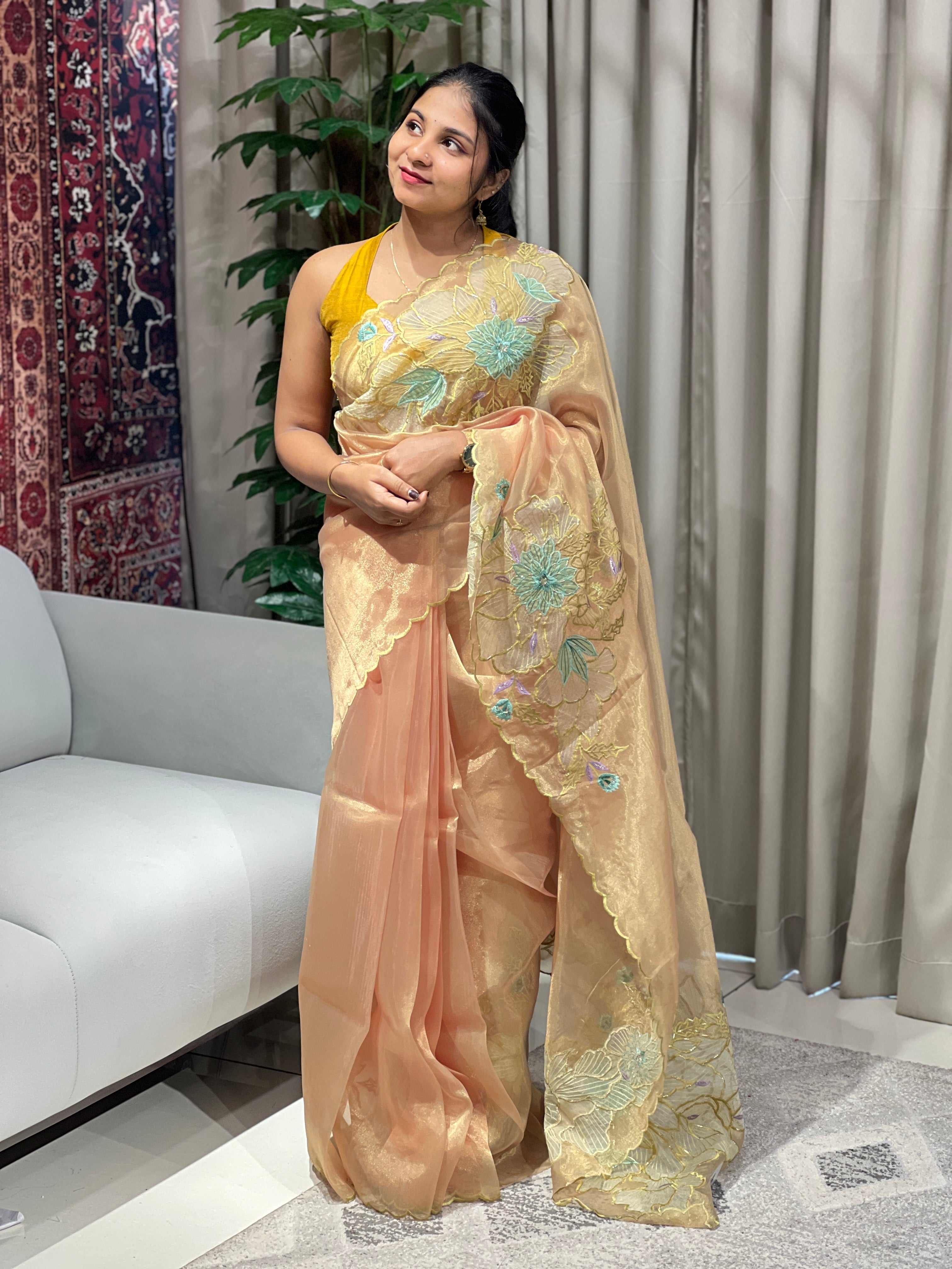 Floral Applique Detailed Shimmer Organza Saree | BLD1841