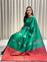 Geometric Patterned Zari Woven Semi Silk Saree | PRS229
