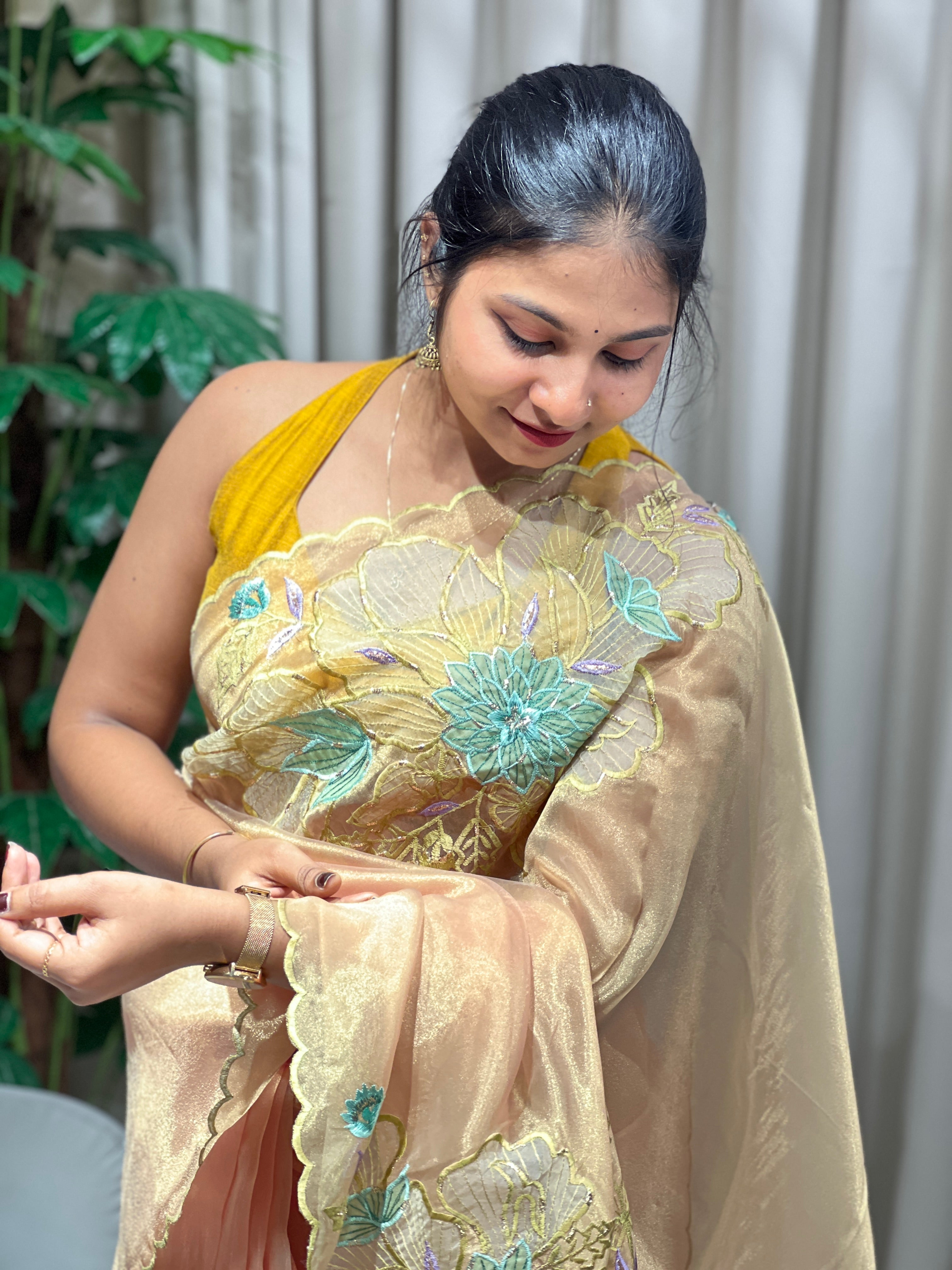 Floral Applique Detailed Shimmer Organza Saree | BLD1841