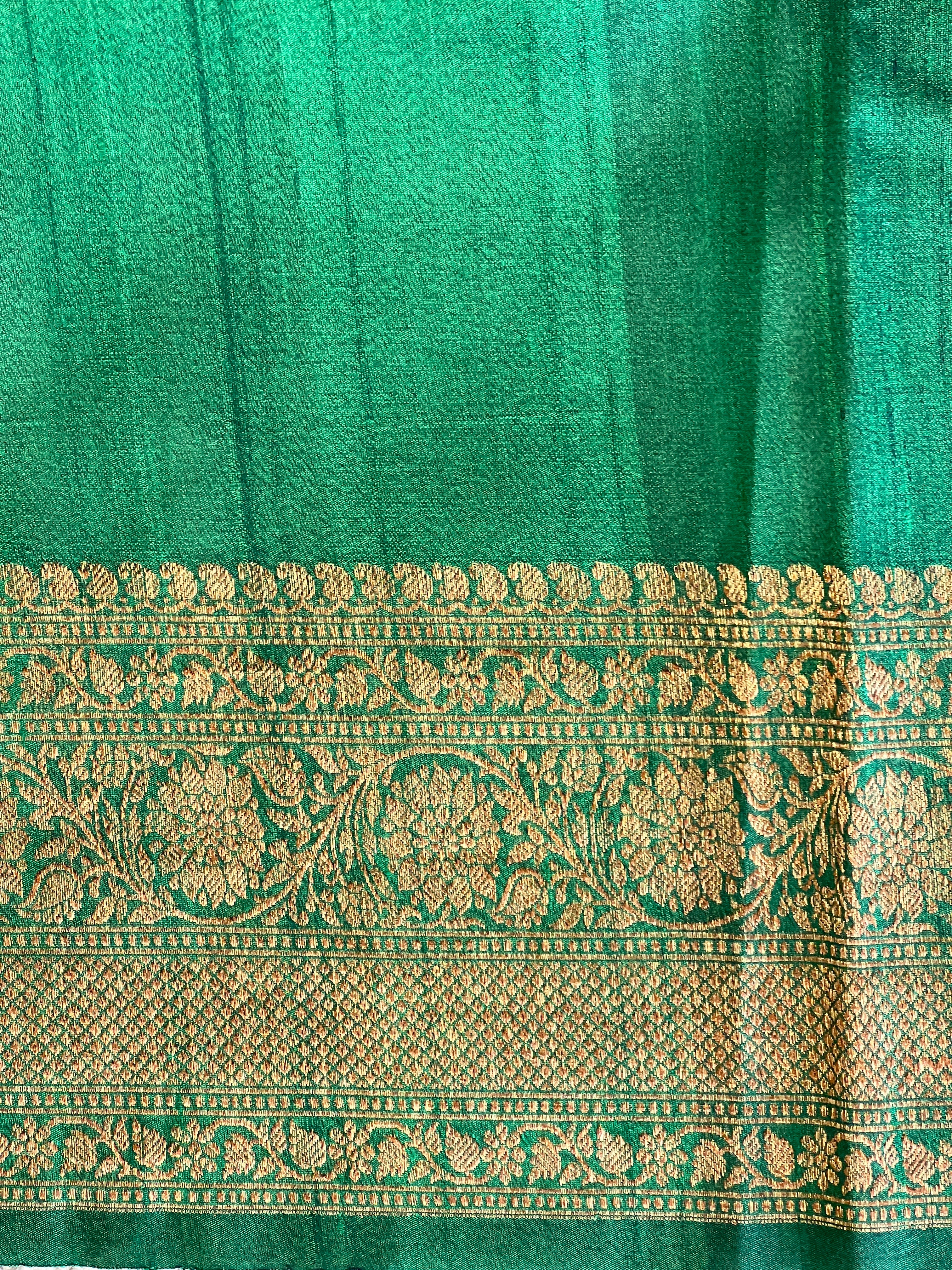 Zari And Thread Woven Tussar Banarasi Saree | YNG735