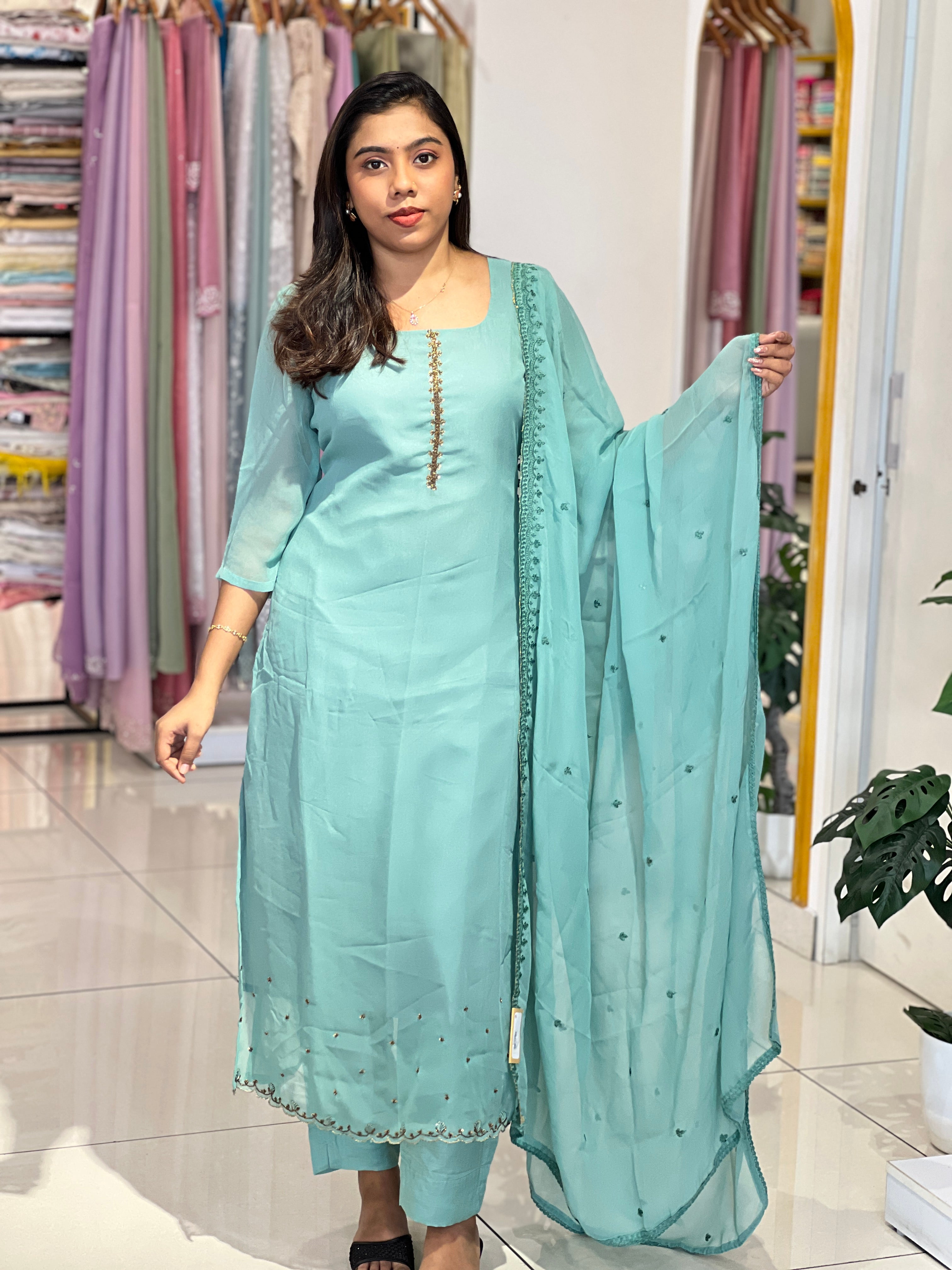 Hand Work Highlighted Georgette Kurta Set | IHP165