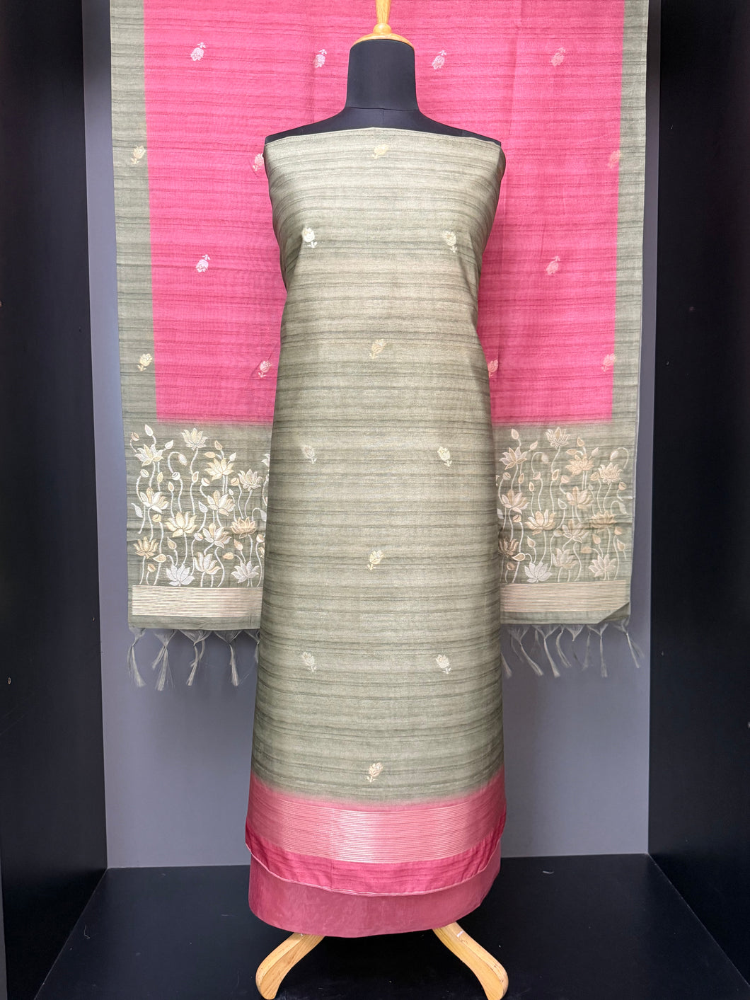 Silver & Golden Zari Detailed Semi silk Salwar Set | SP265