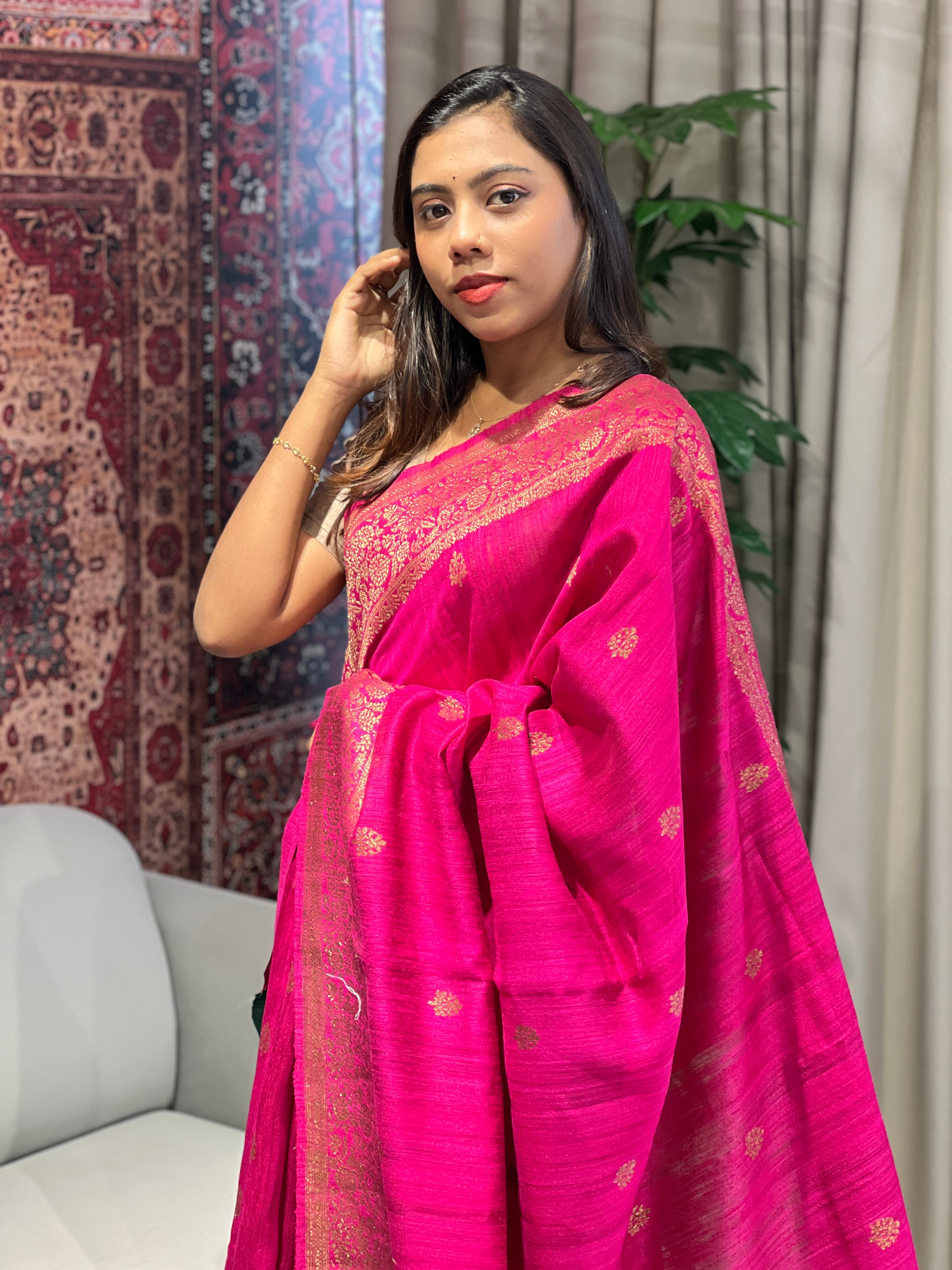 Zari & Thread Woven Tussar Banarasi Saree | YNG739