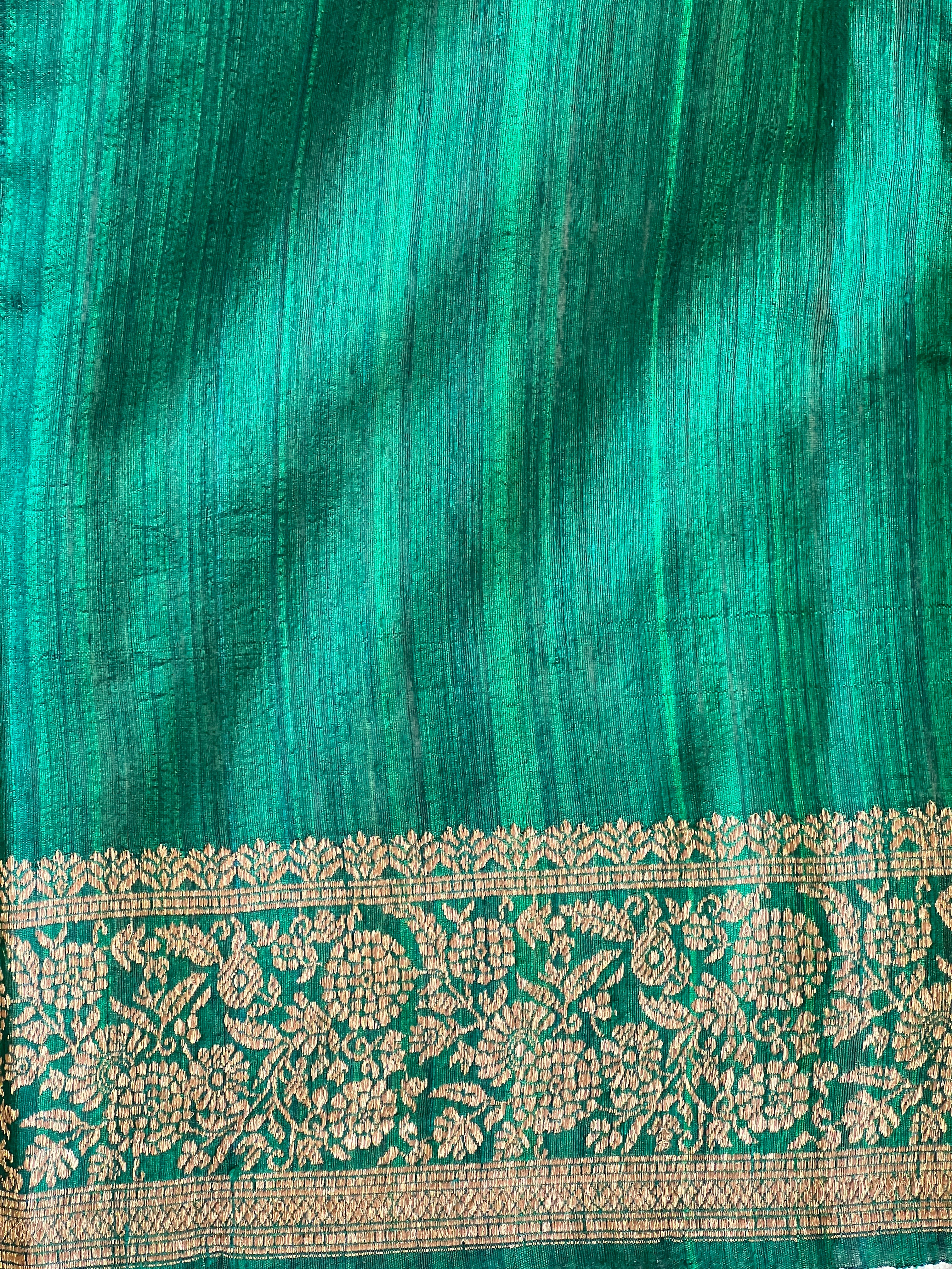 Zari & Thread Woven Tussar Banarasi Saree | YNG739