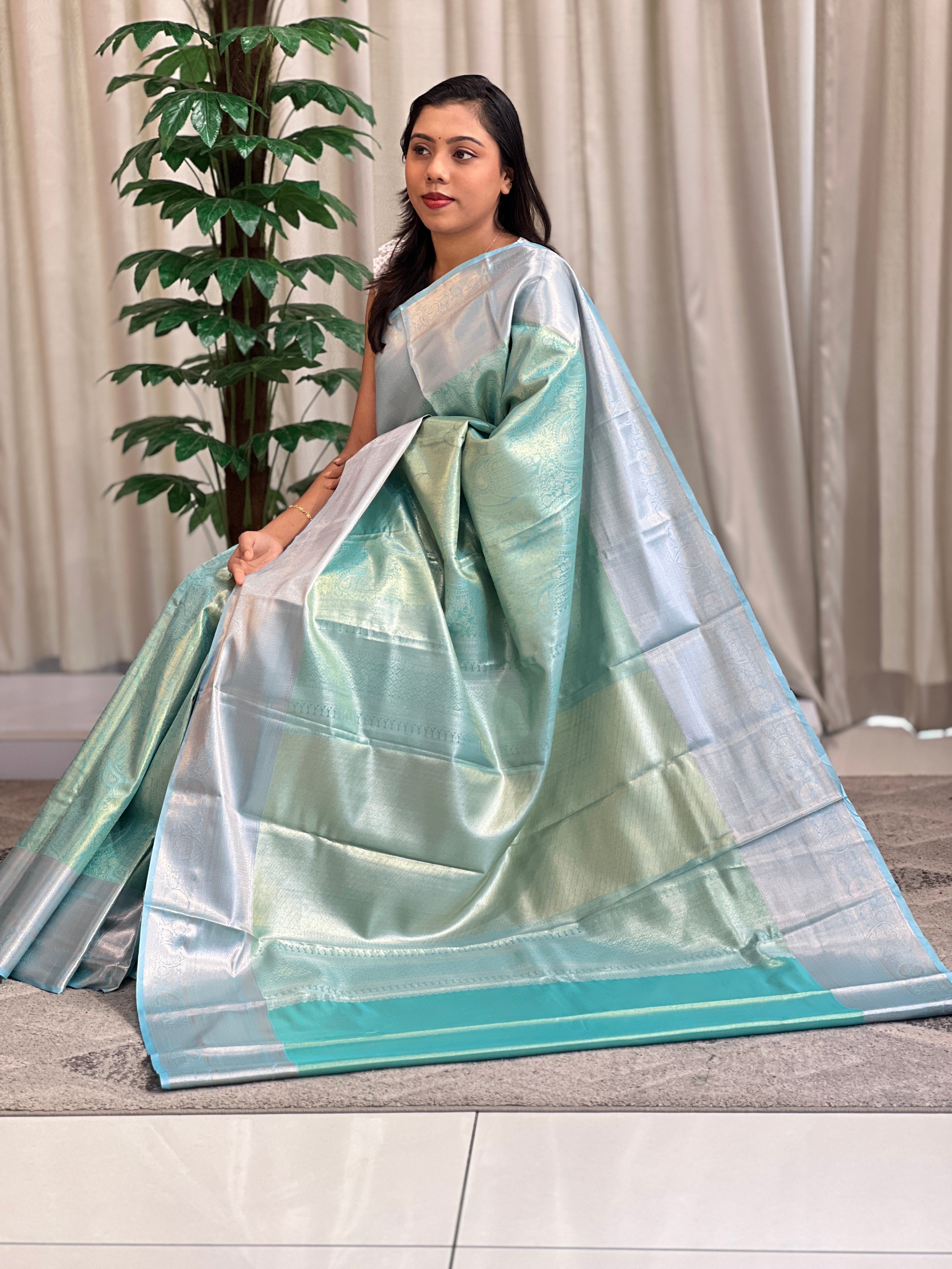 Paisley Pattern Semi Silk Saree | GAS143