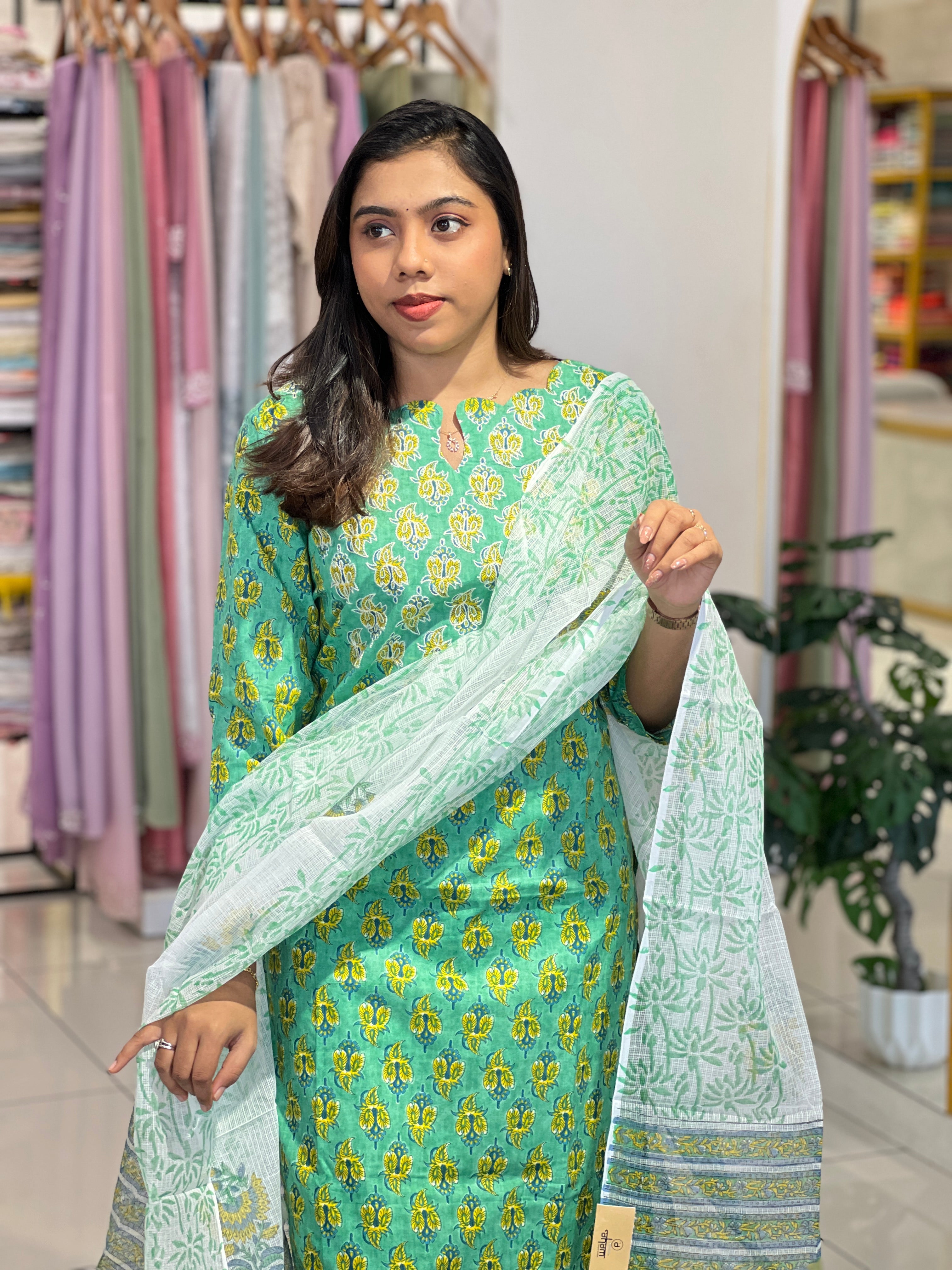 Screen Printed Kurta Set | IHP142