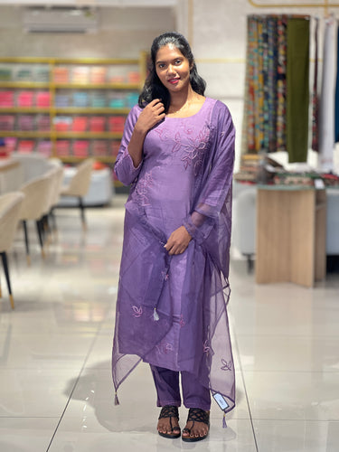 Hand Embroidery Muslin Finish Kurta Set  | FW312
