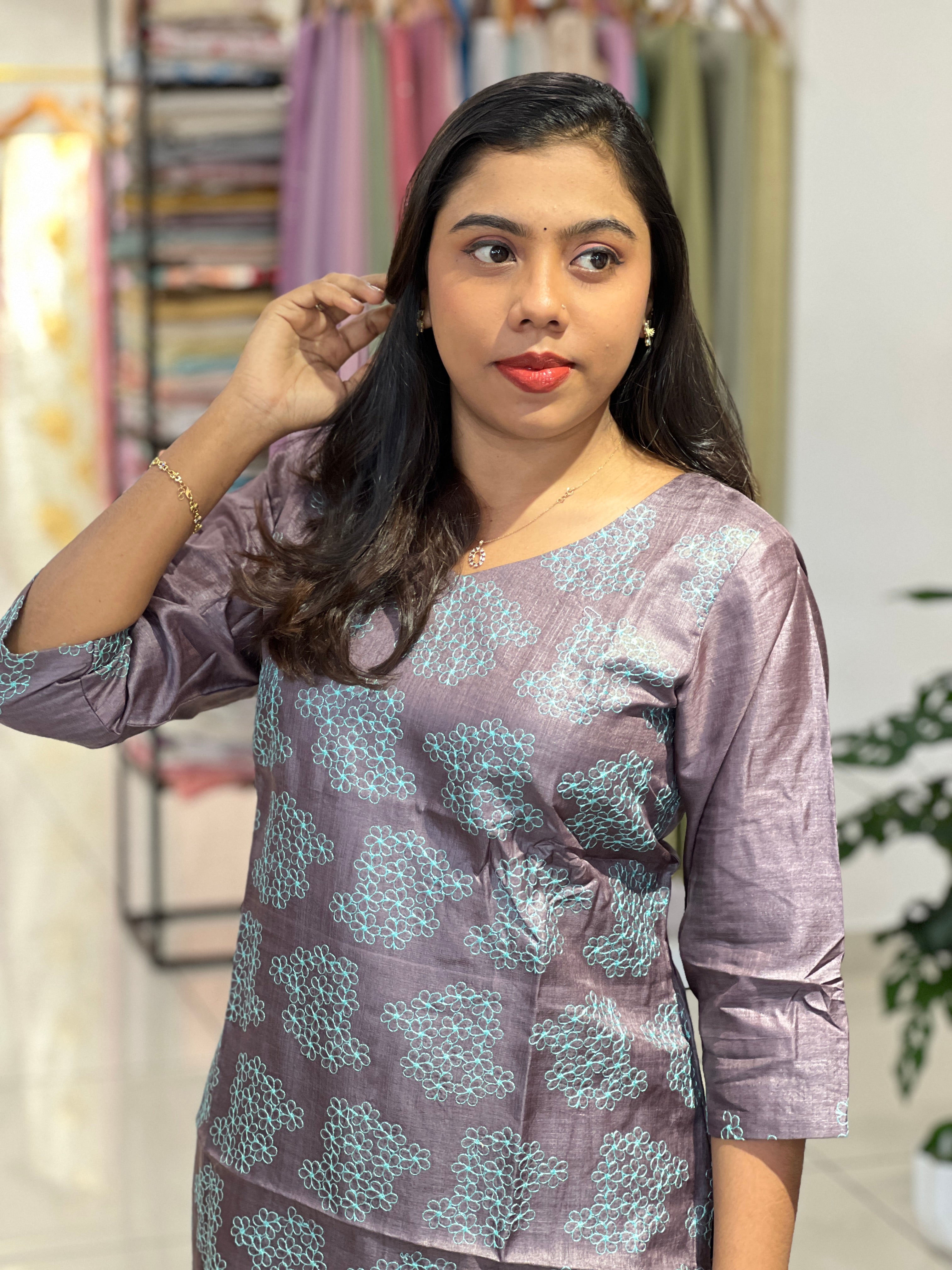 Machine Embroidered Tussar Kurta | IHP127