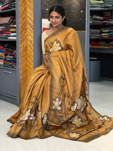 Floral Painted Pattern Tussar Saree | SBS891