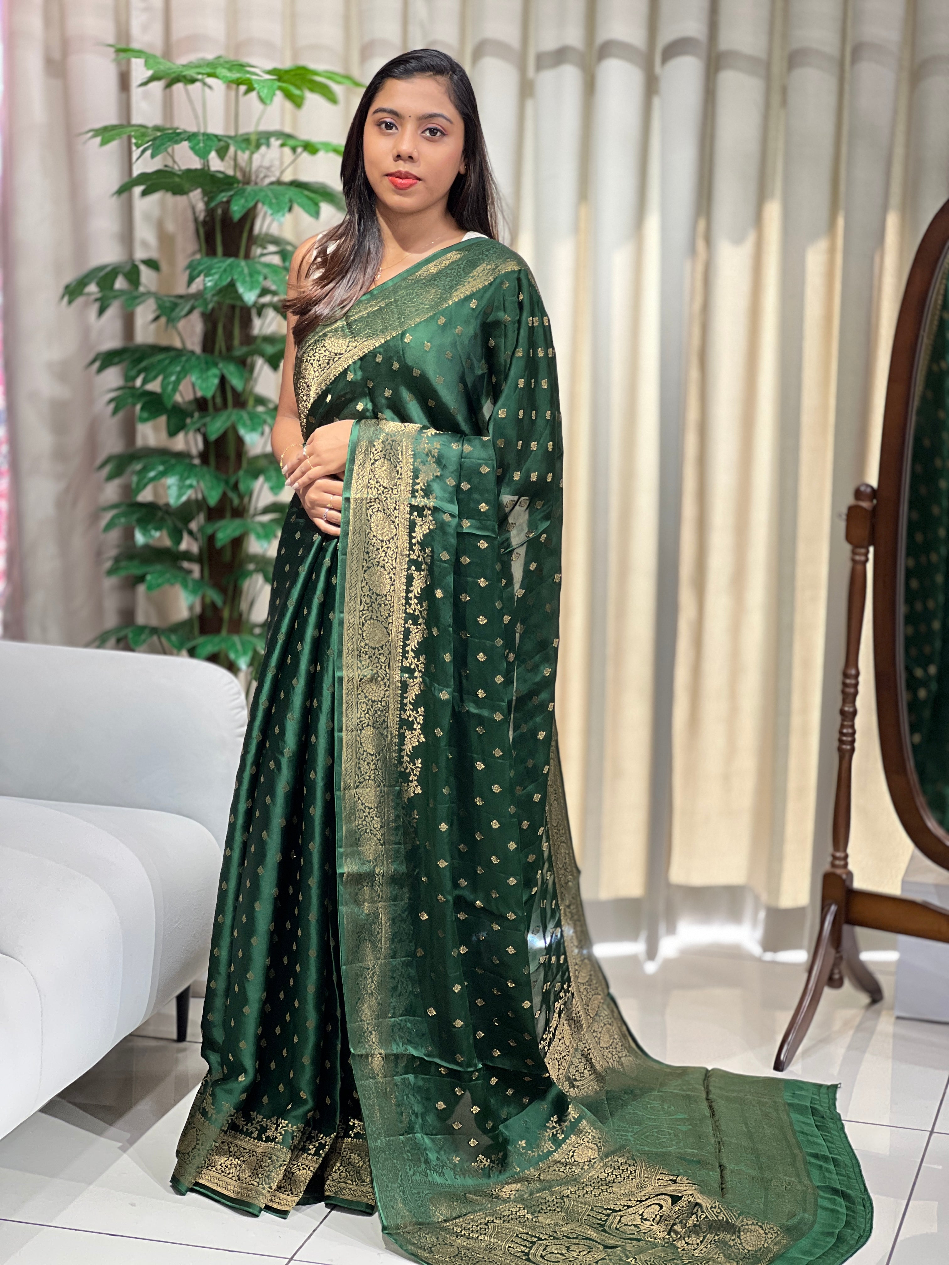 Banarasi Woven Soft Silk Saree | YNG1148