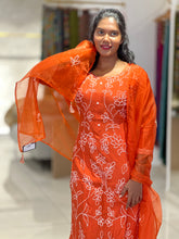 Hand Embroidery Muslin Finish Kurta Set | FW310