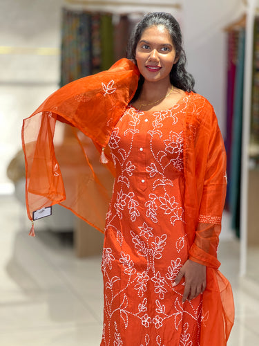 Hand Embroidery Muslin Finish Kurta Set | FW310