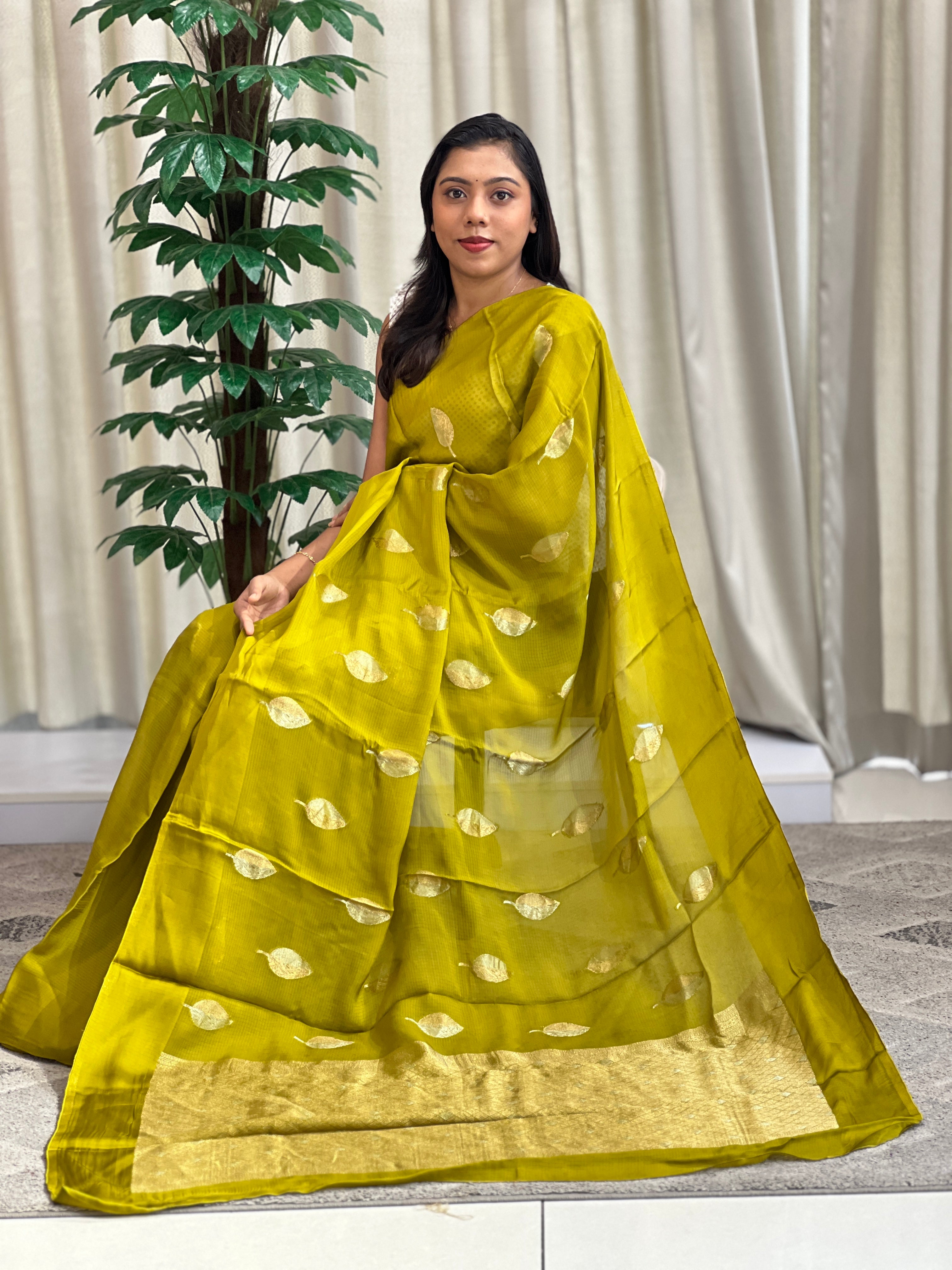 Sona Chandi Woven Pattern Silky Kota Saree | RS156