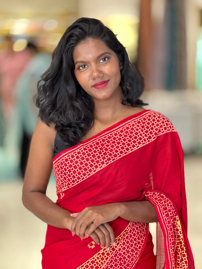 Geometric Print Detailed Mul Cotton Saree | SFA122